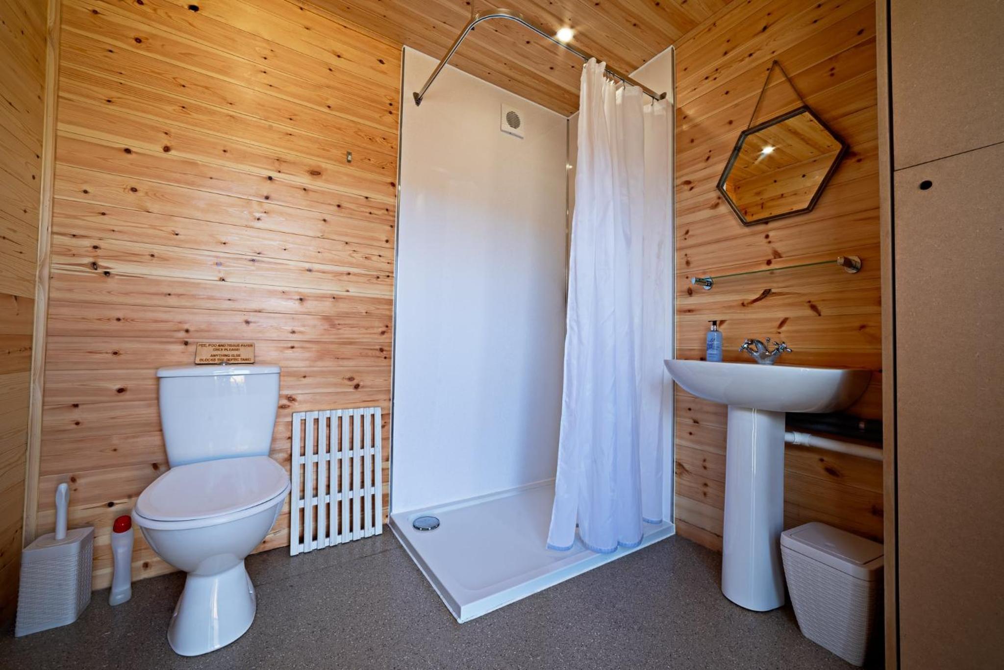 Camping Pod - Photo 21