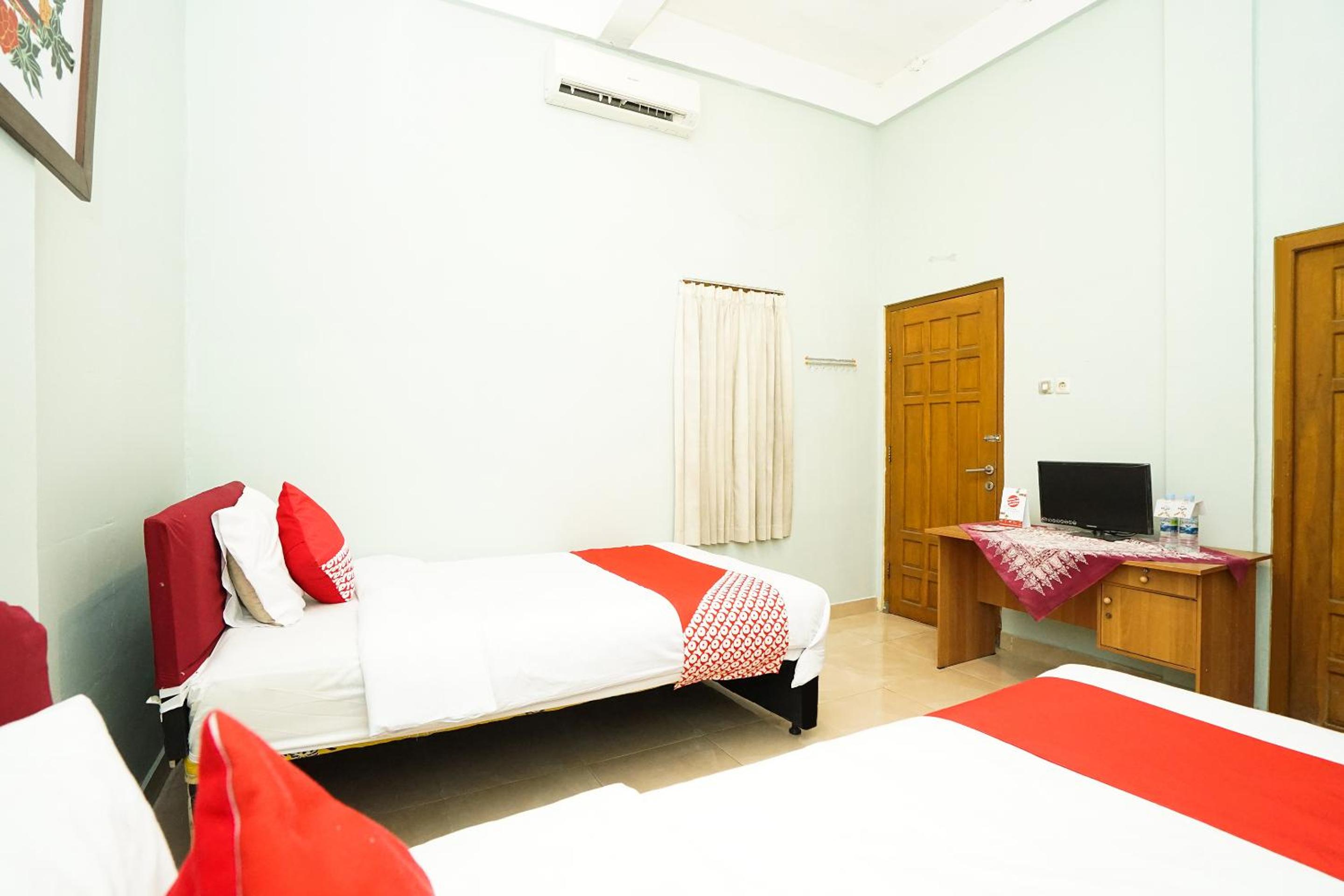 Standard Twin Room - Photo 5