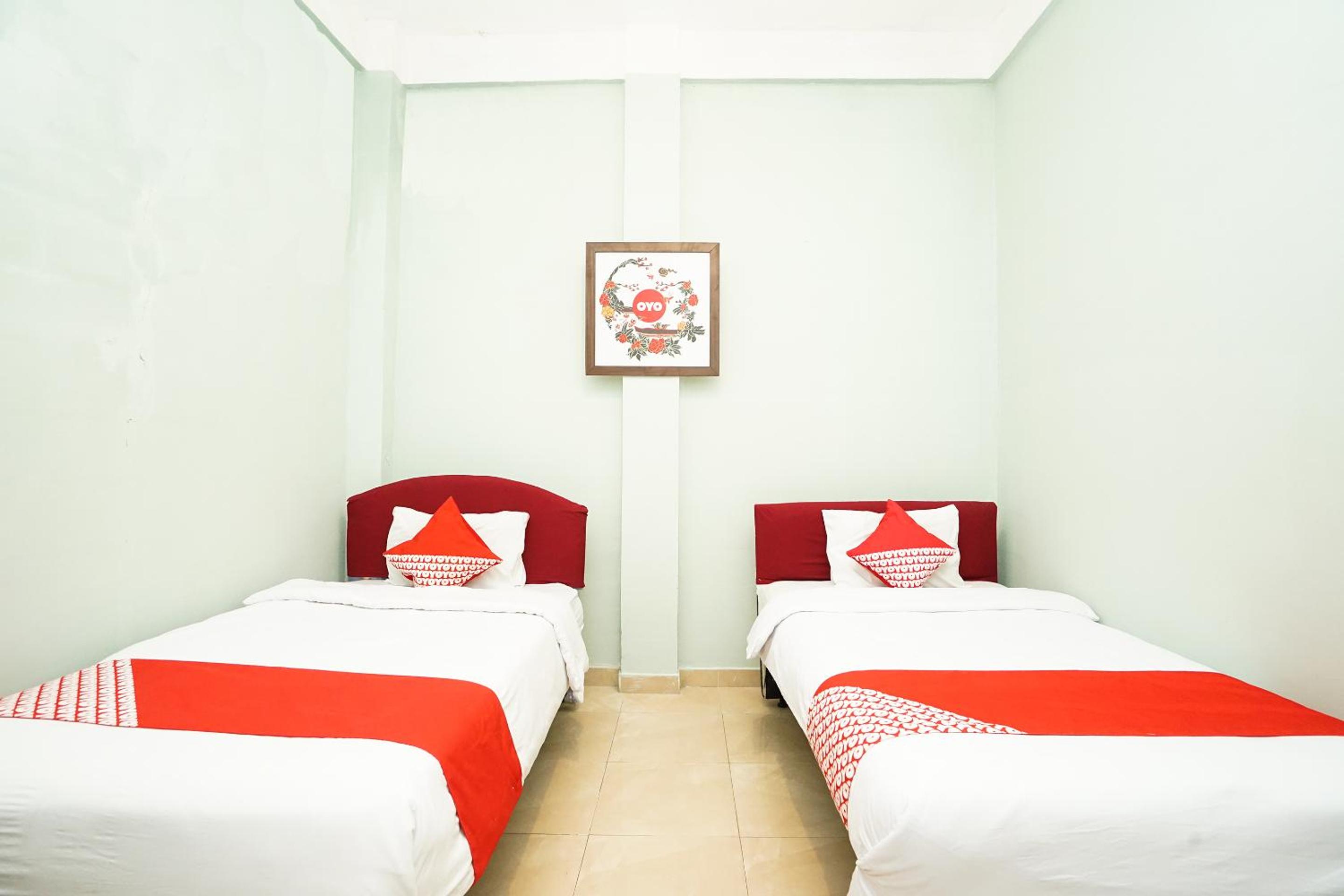 Standard Twin Room - Photo 8