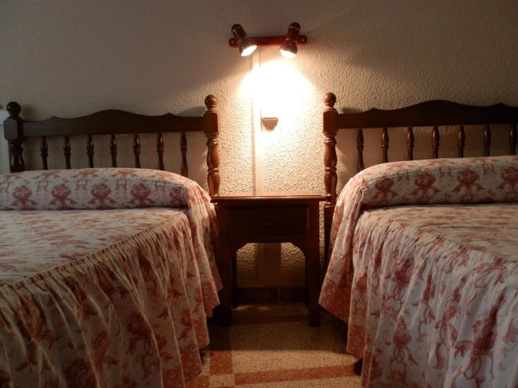 Double or Twin Room photo 2