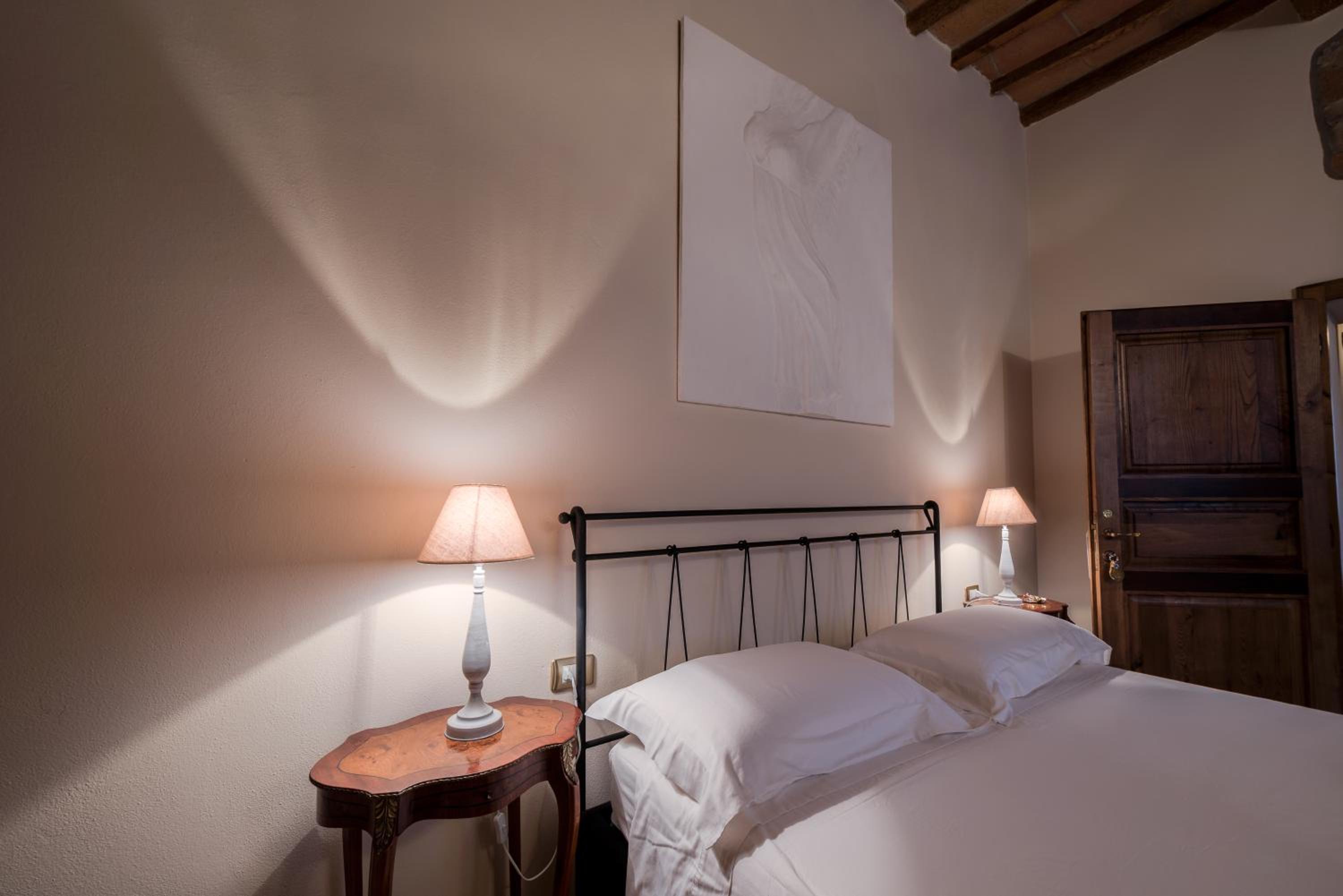 Double Room - Photo 1