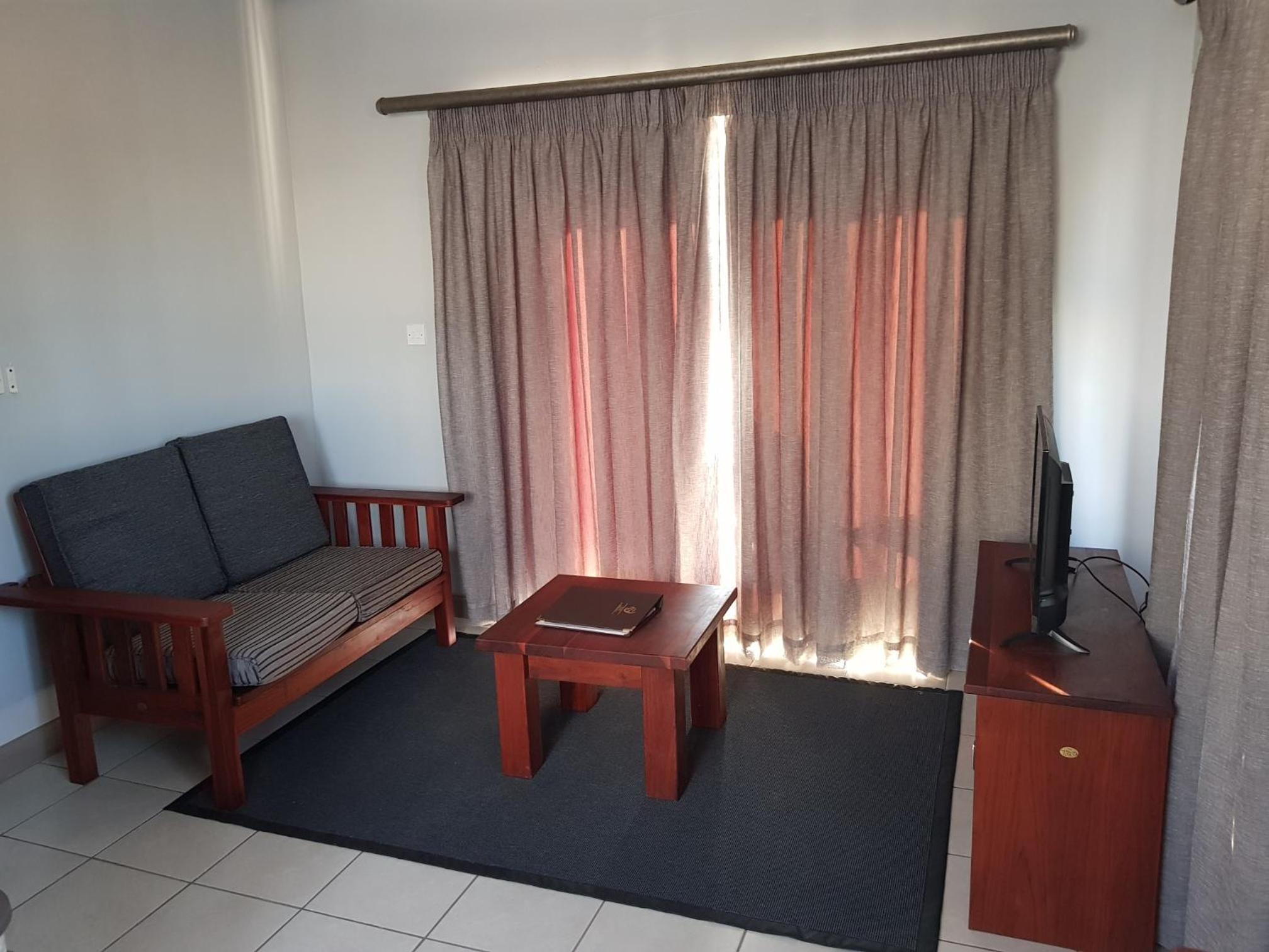 Double Room - Photo 14