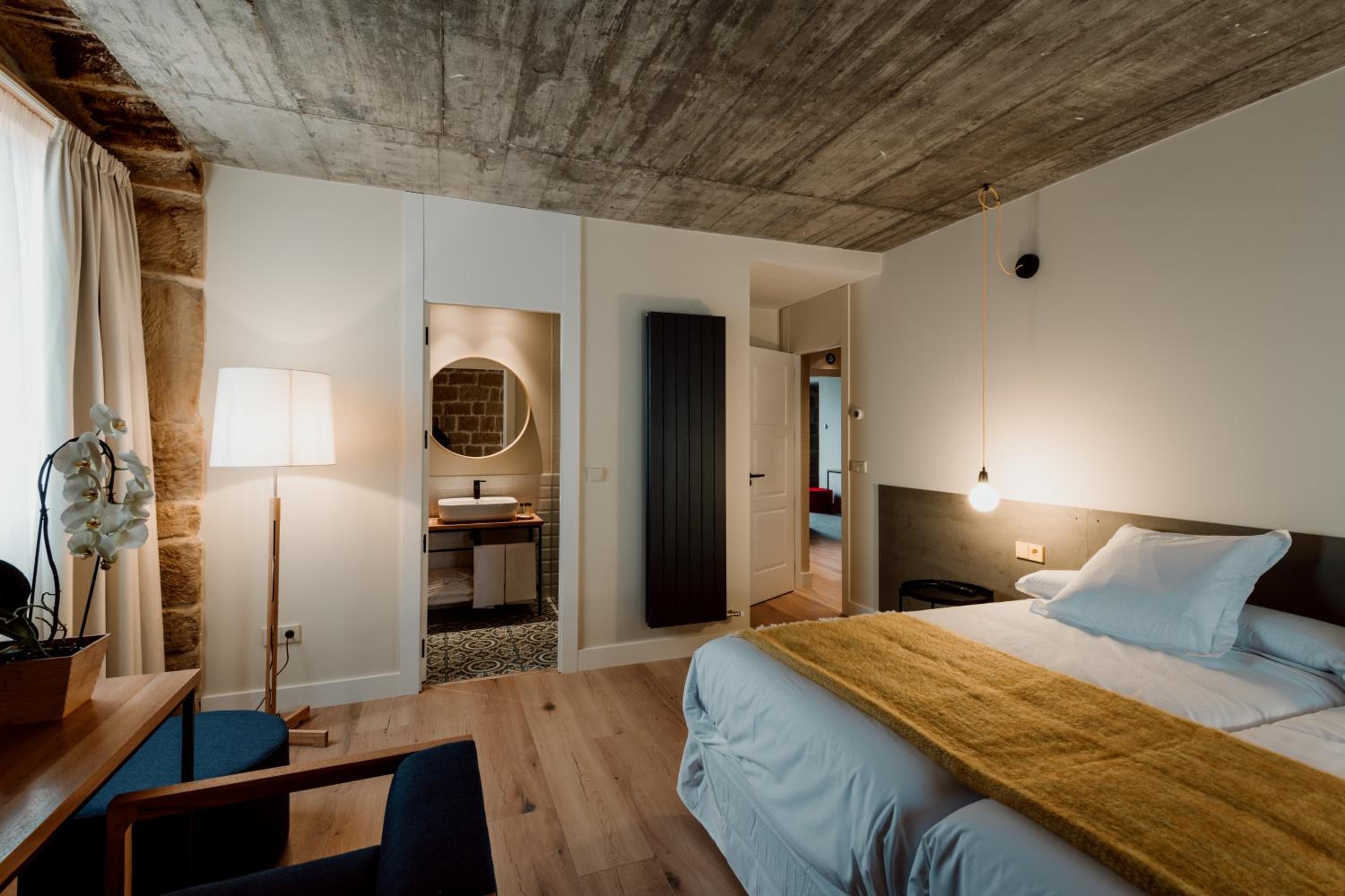 Habitación Doble con Baño Privado