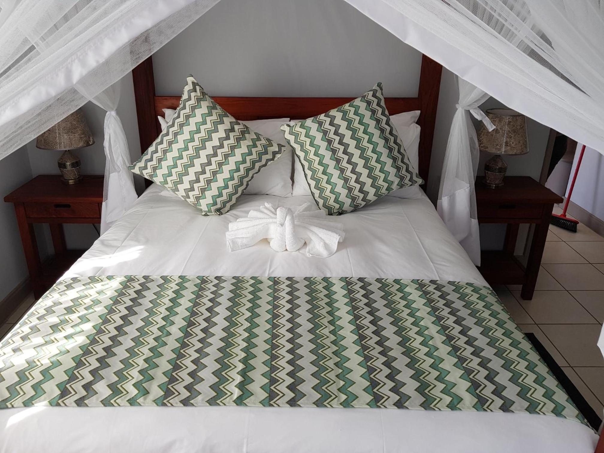 Double Room - Photo 10