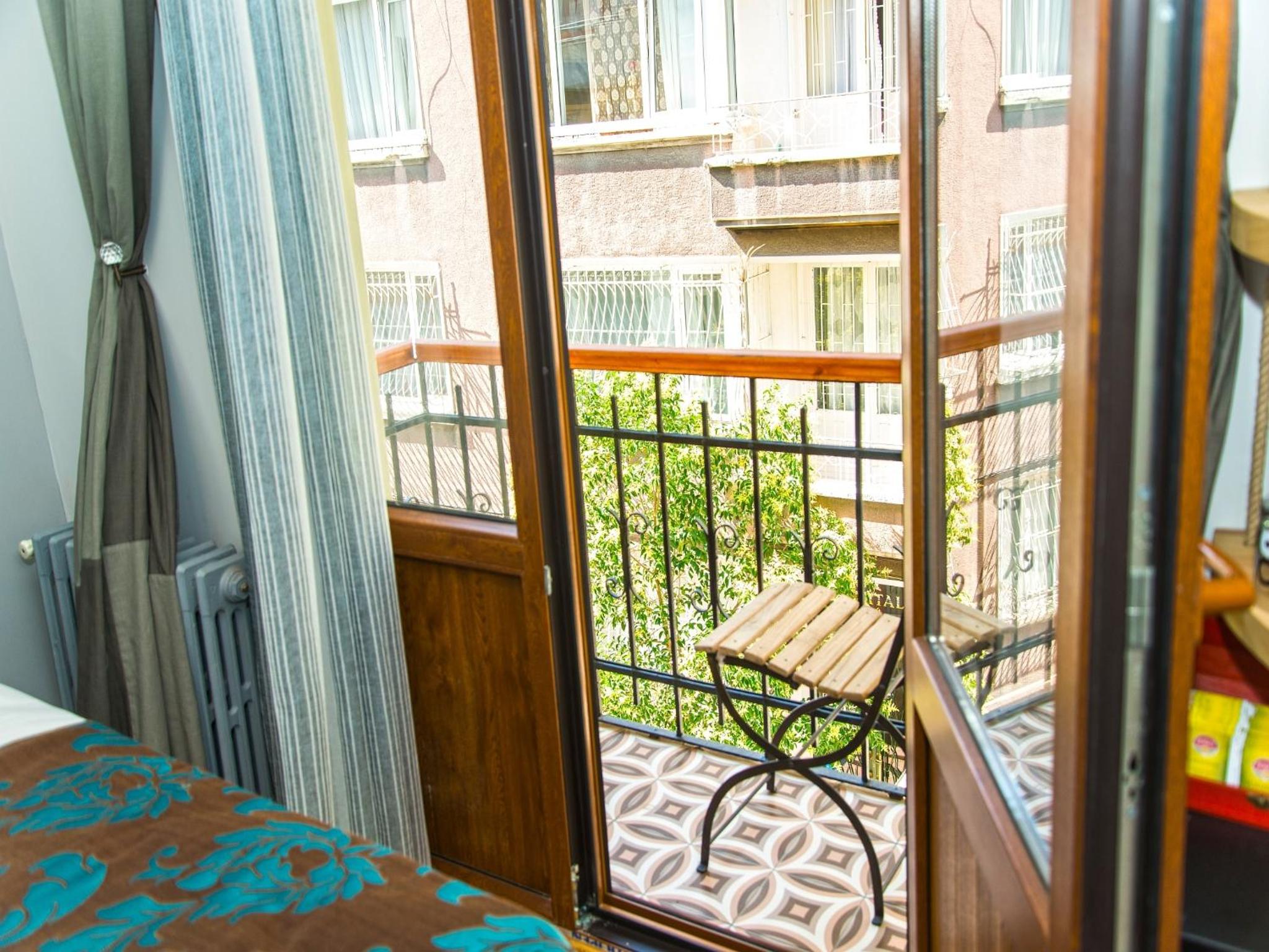 Standard Double Room With Balcony photo 3