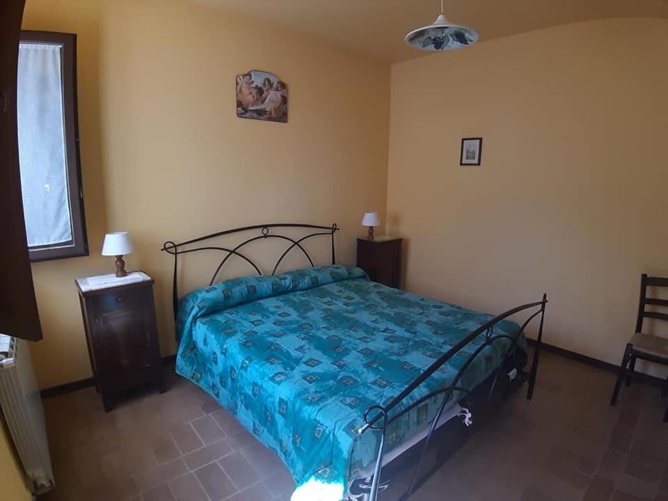Double Room with Private Bathroom - Photo 2