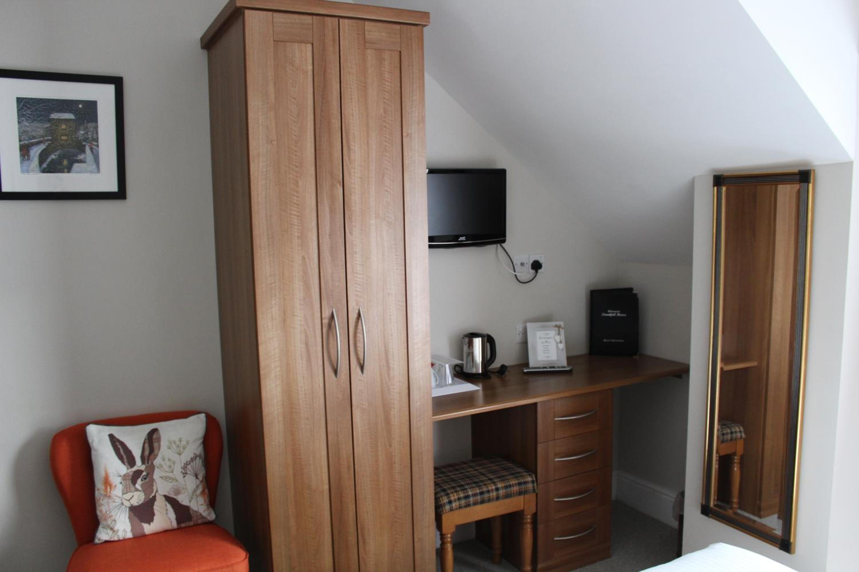 Double Room - Photo 5