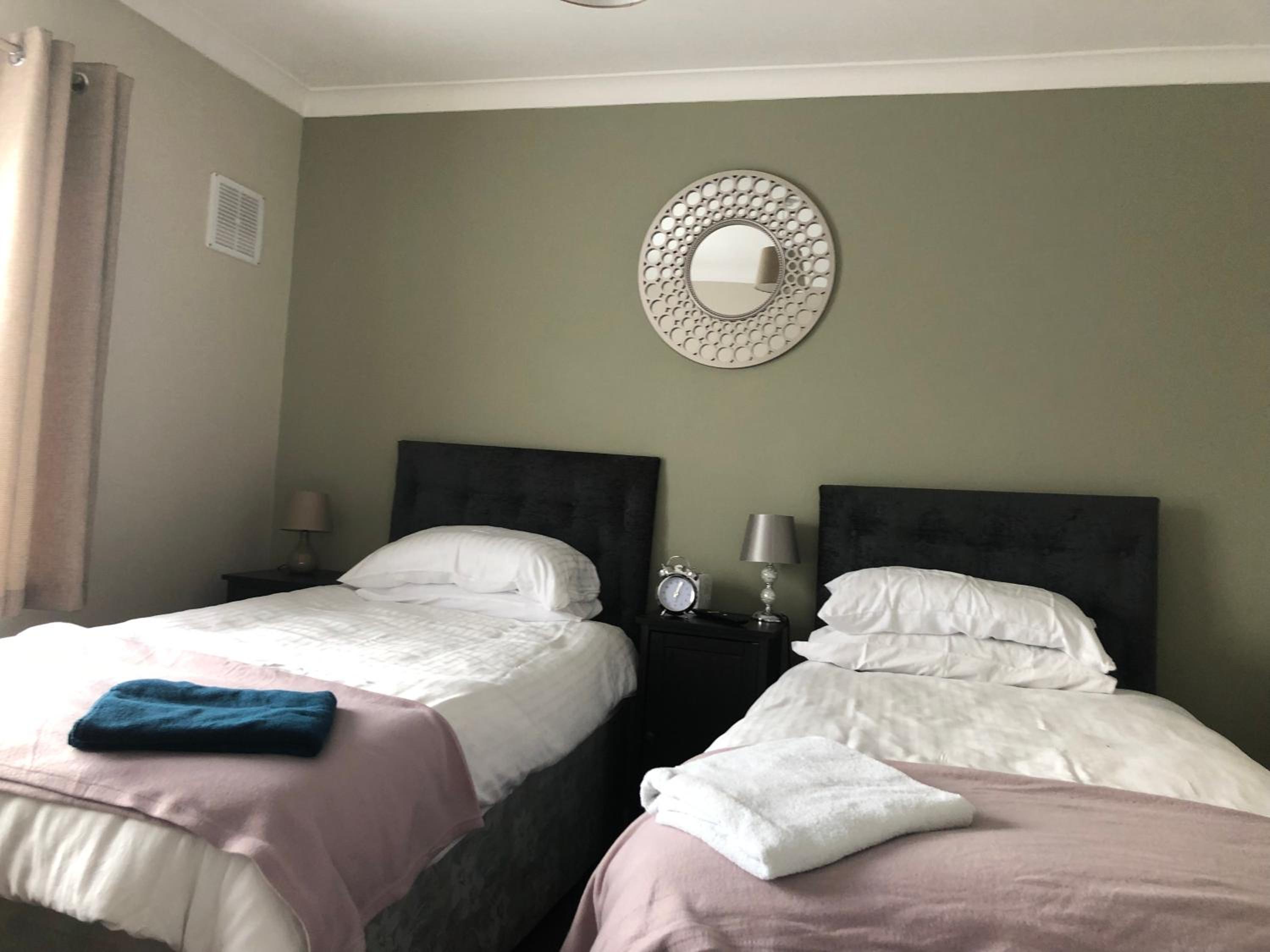 Three-Bedroom House photo 2