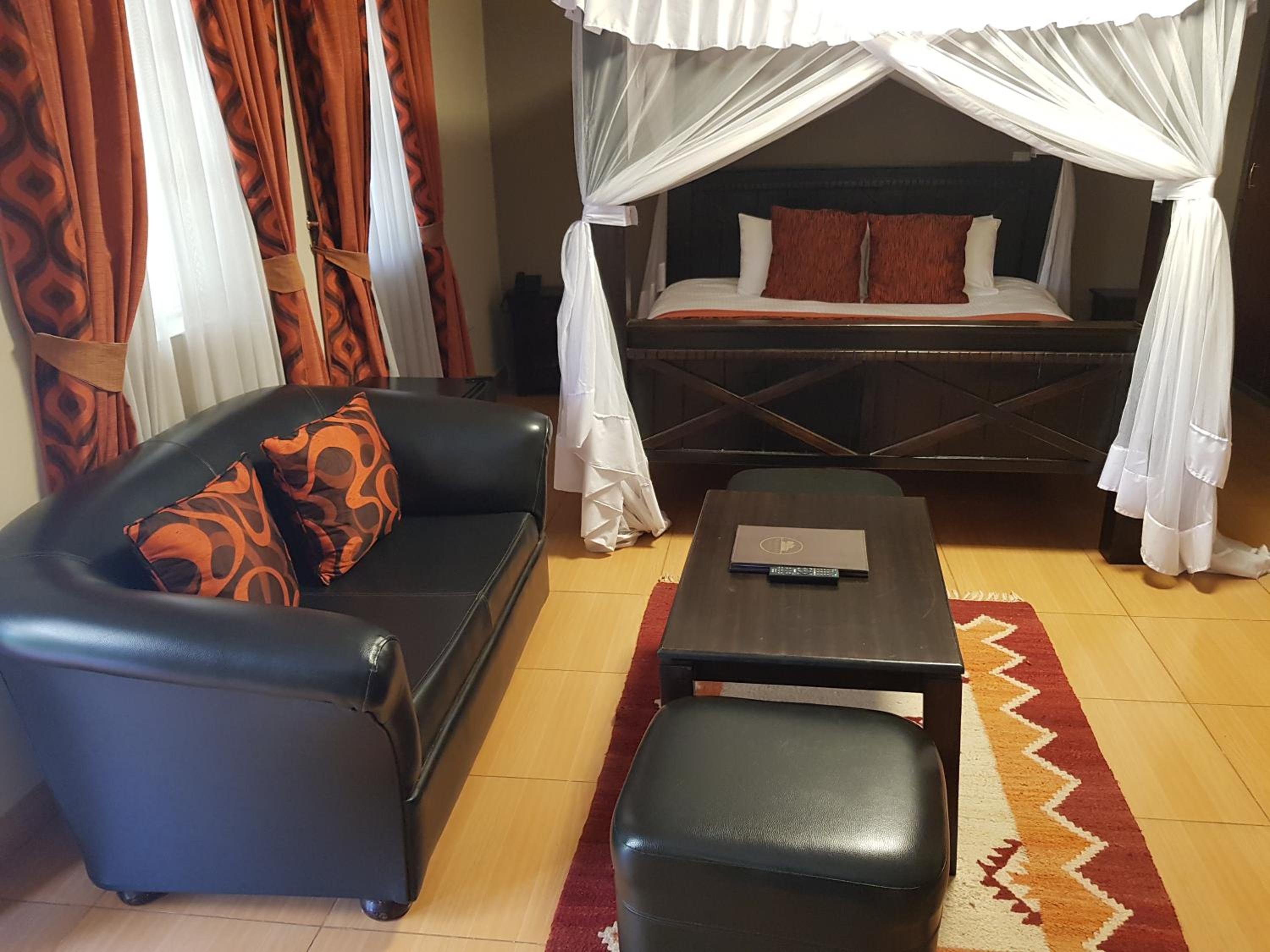 Executive Suite photo 2