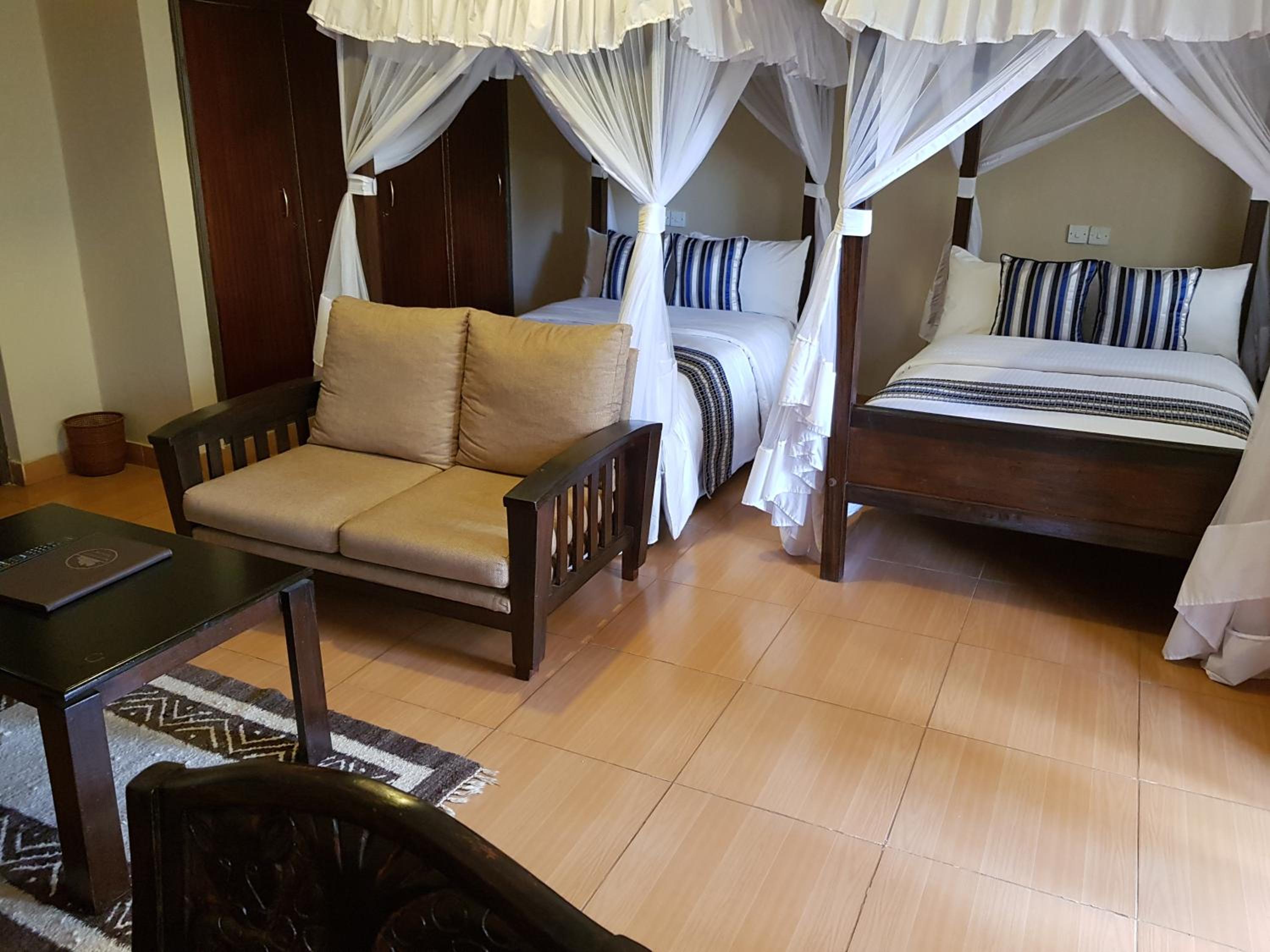 Standard Double or Twin Room photo 3