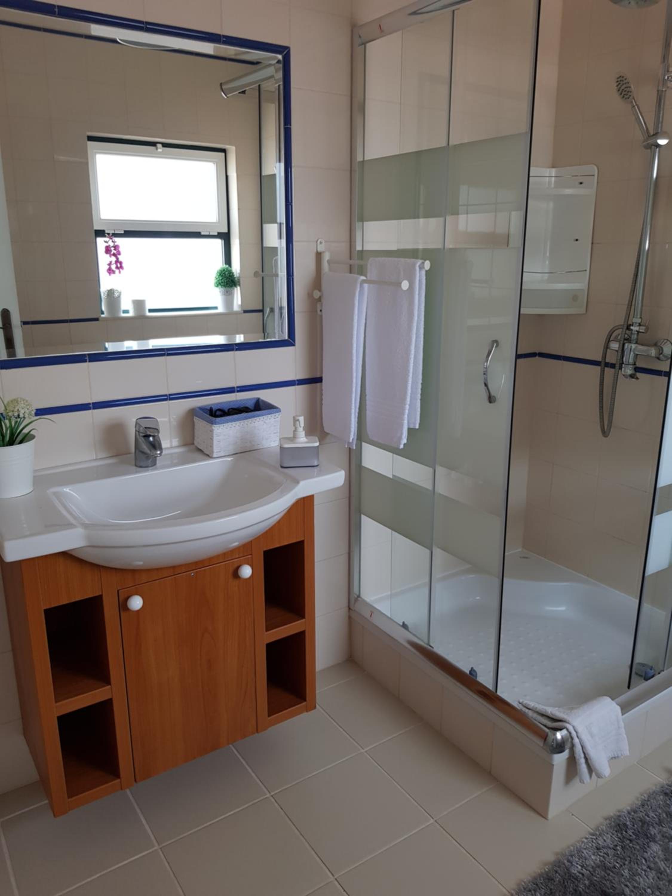 Double Room - Photo 3