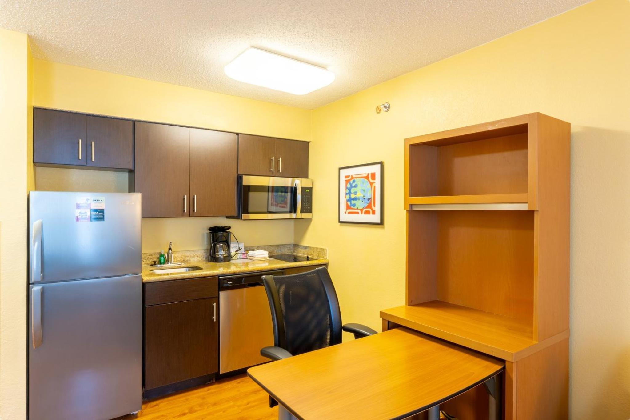 King Studio Suite photo 3