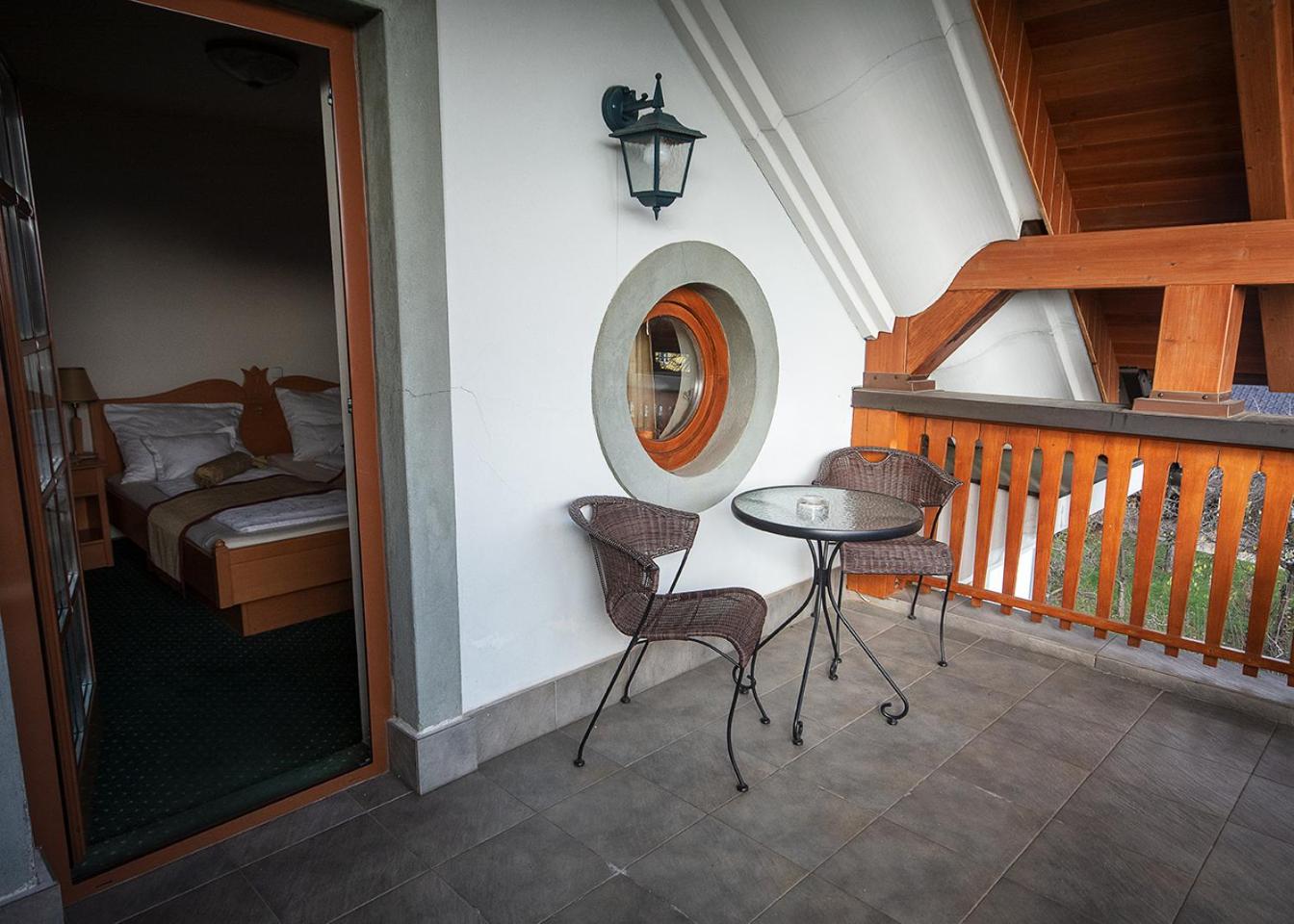 Double or Twin Room - Photo 1