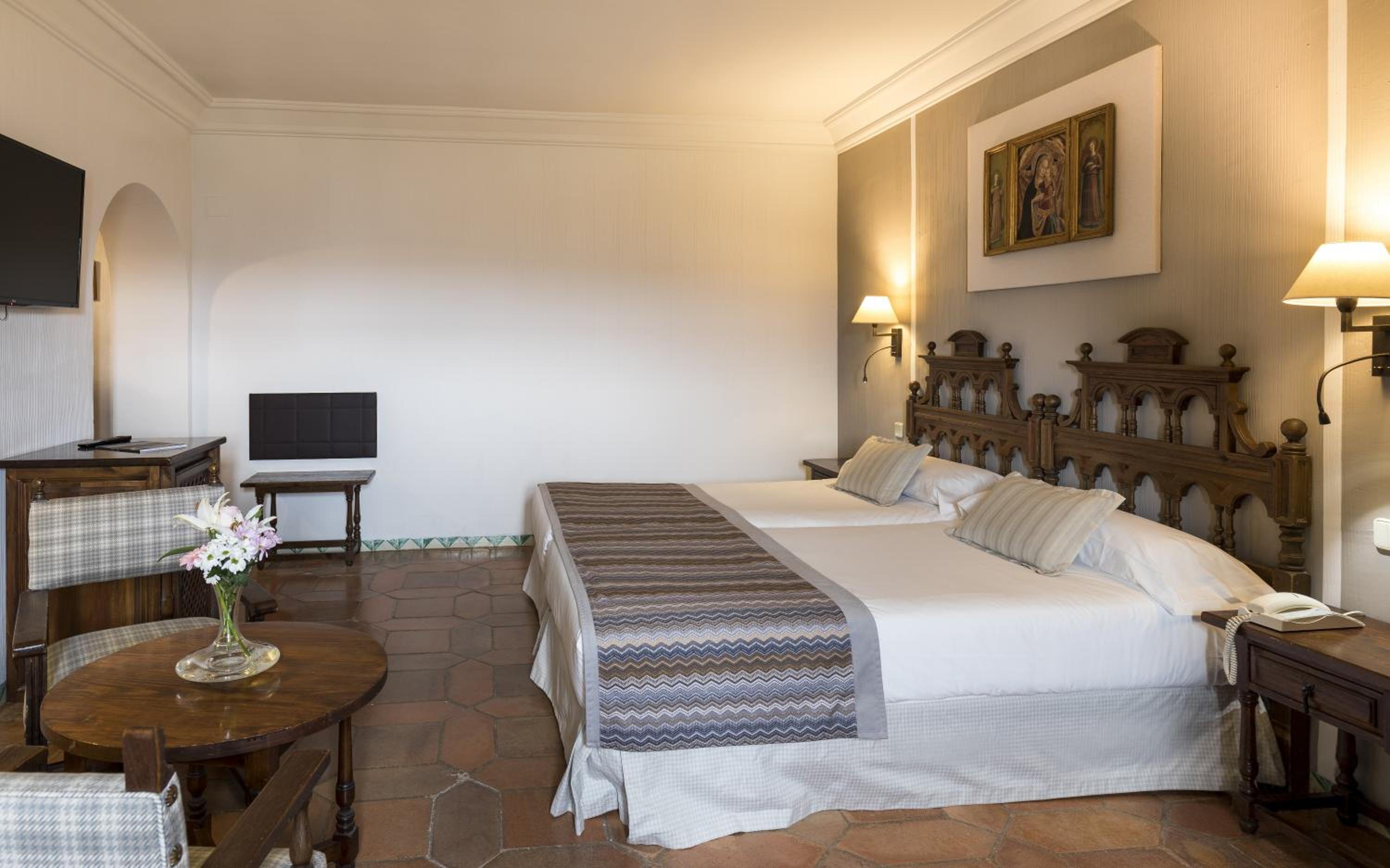 Standard Double Room - Photo 1