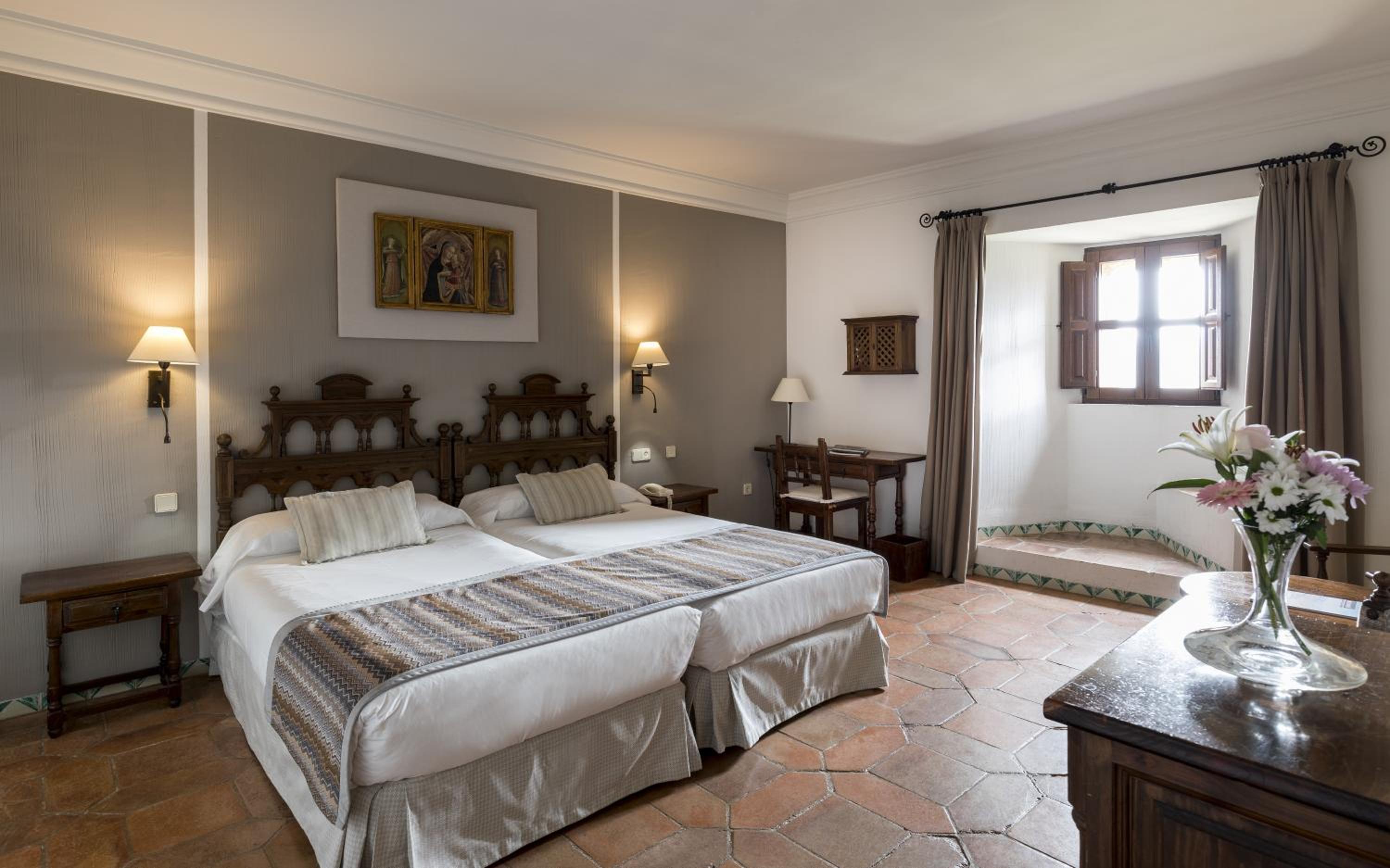 Standard Double Room - Photo 2