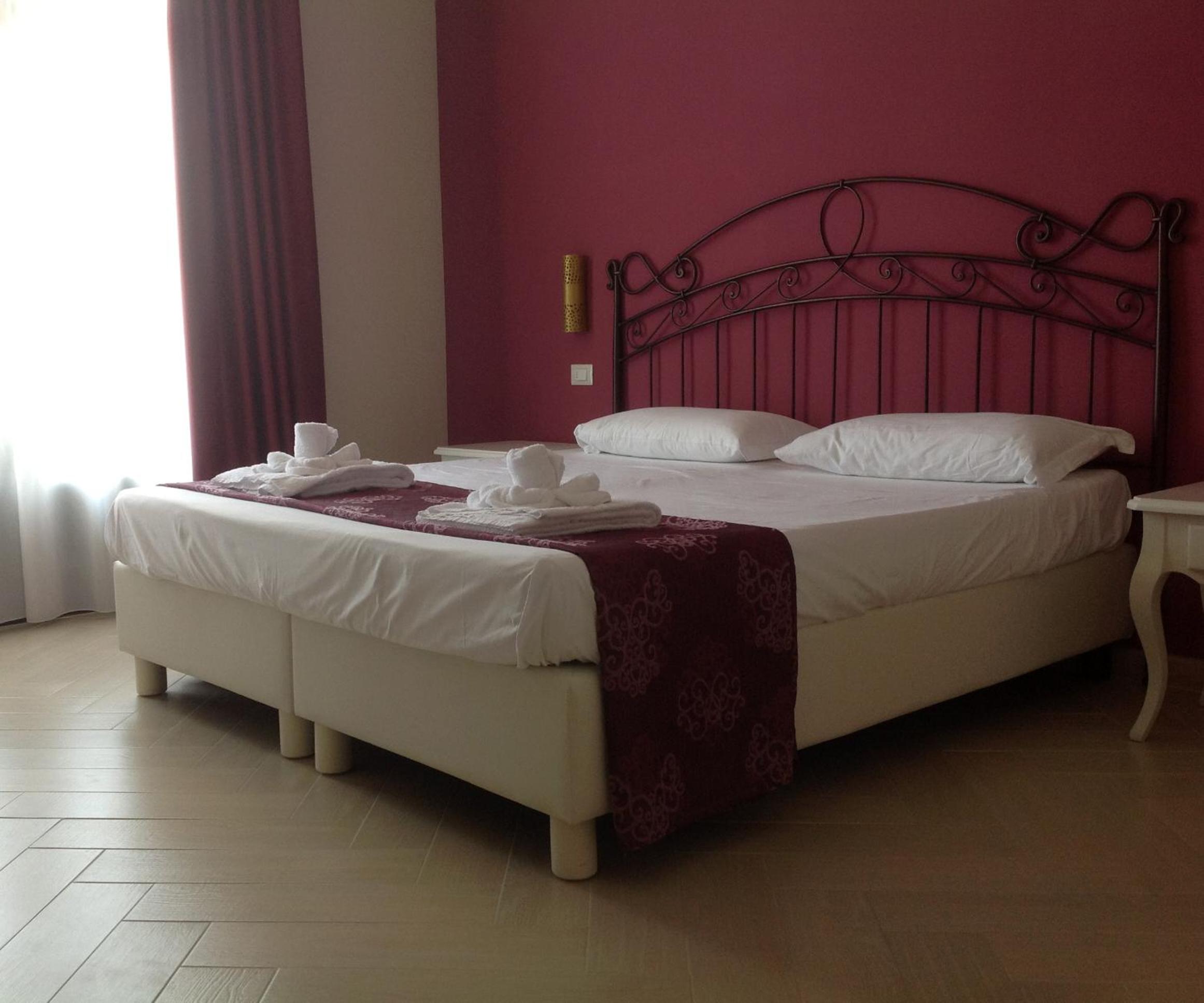 Superior Double or Twin Room with Terrace