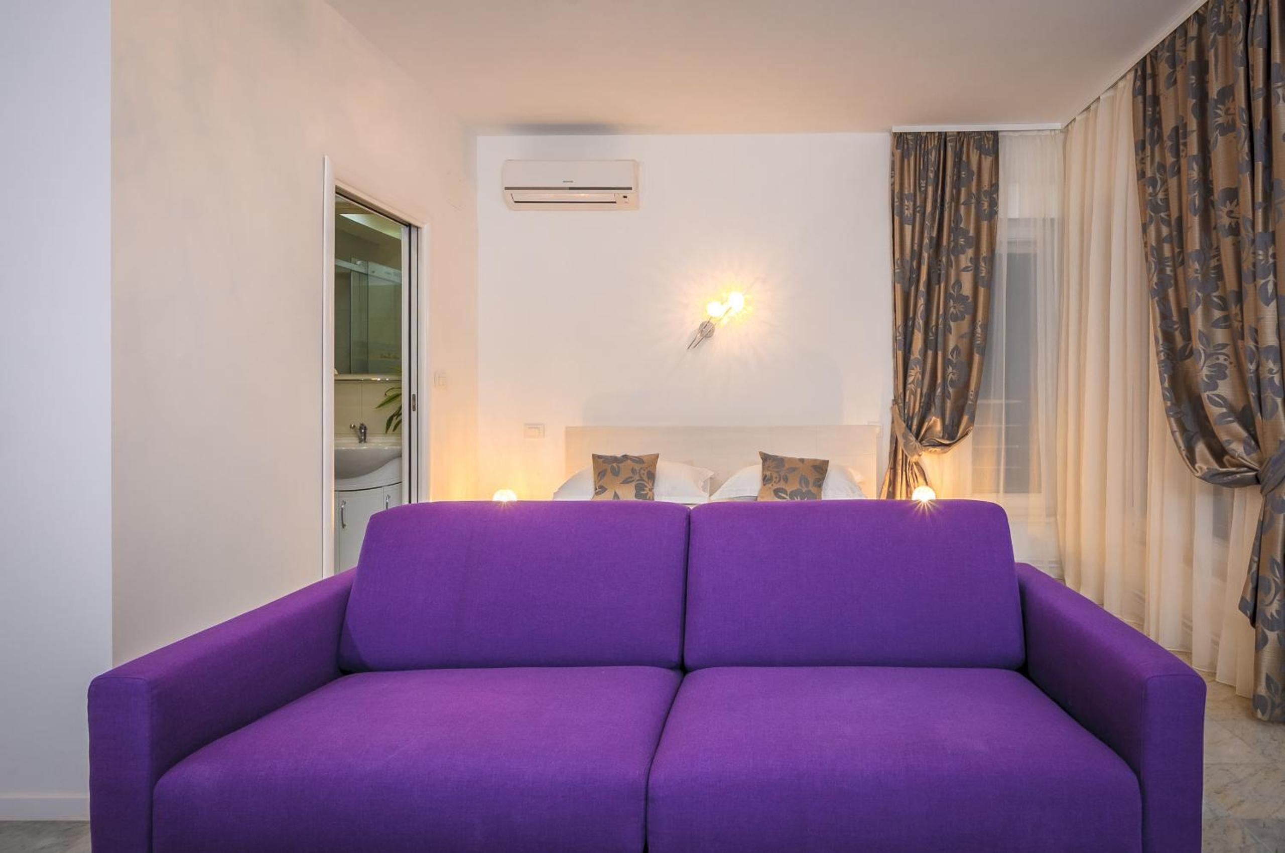 Double Room with Balcony and Sea View - Second Floor photo 2