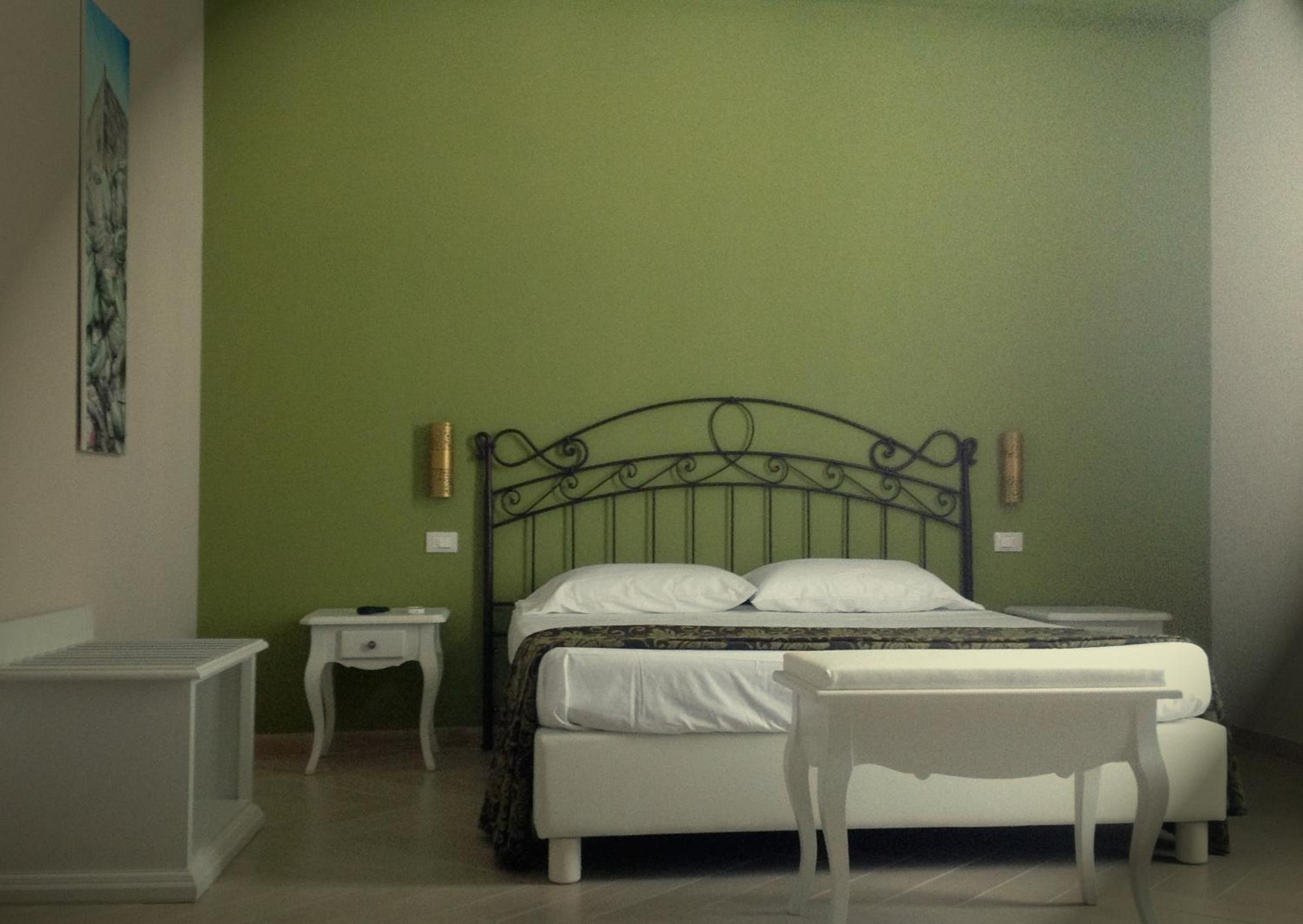 Quadruple Room with Terrace