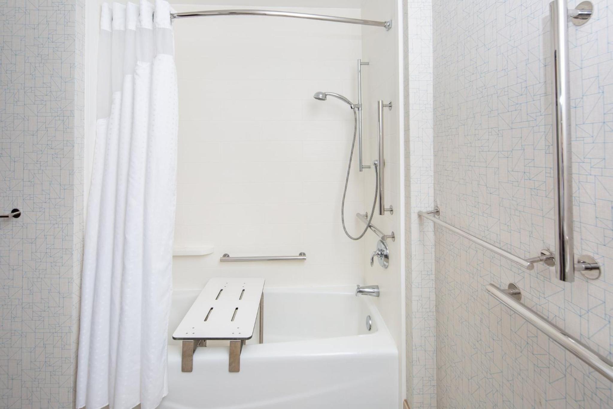 Holiday Inn Express Hotel & Suites Bishop by IHG