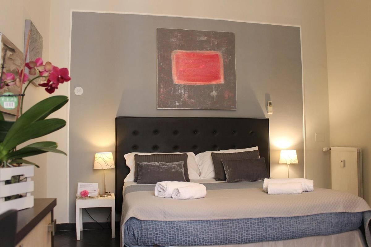 Double Room with Private External Bathroom photo 3