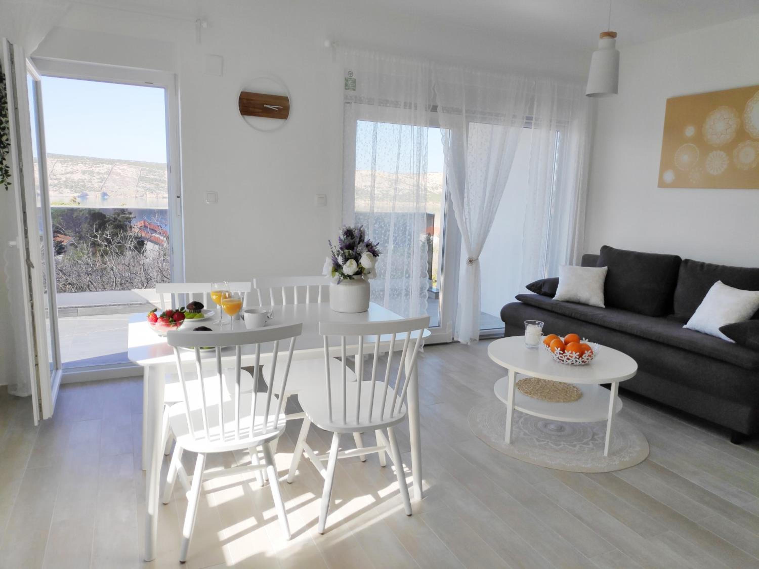 Apartment with Sea View