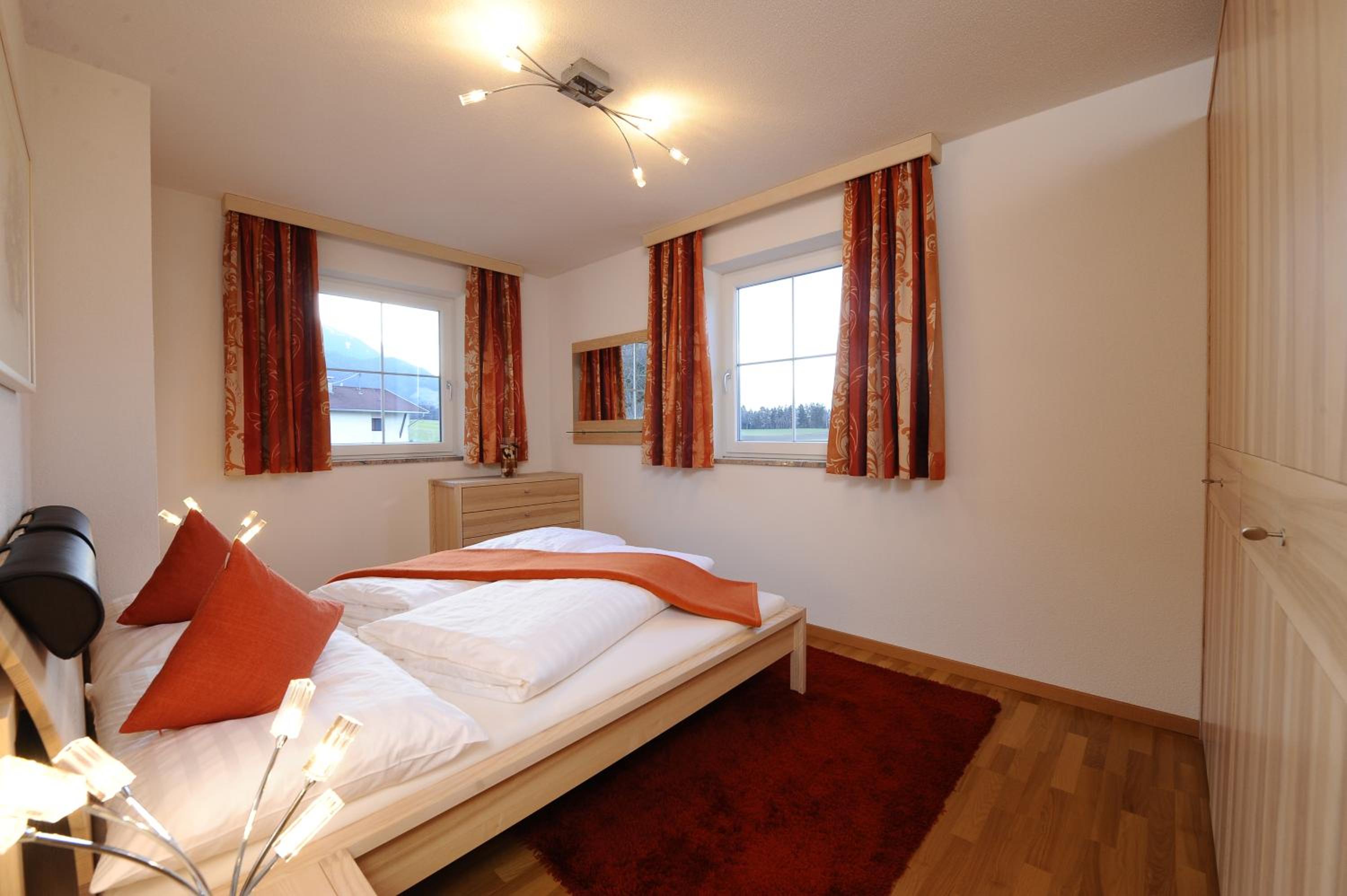 Deluxe Two-Bedroom Apartment with Balcony photo 1