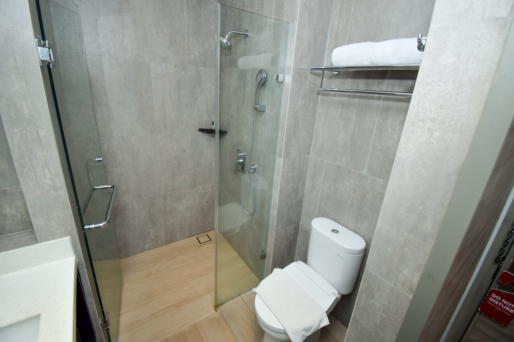 Deluxe Twin Room - Photo 9