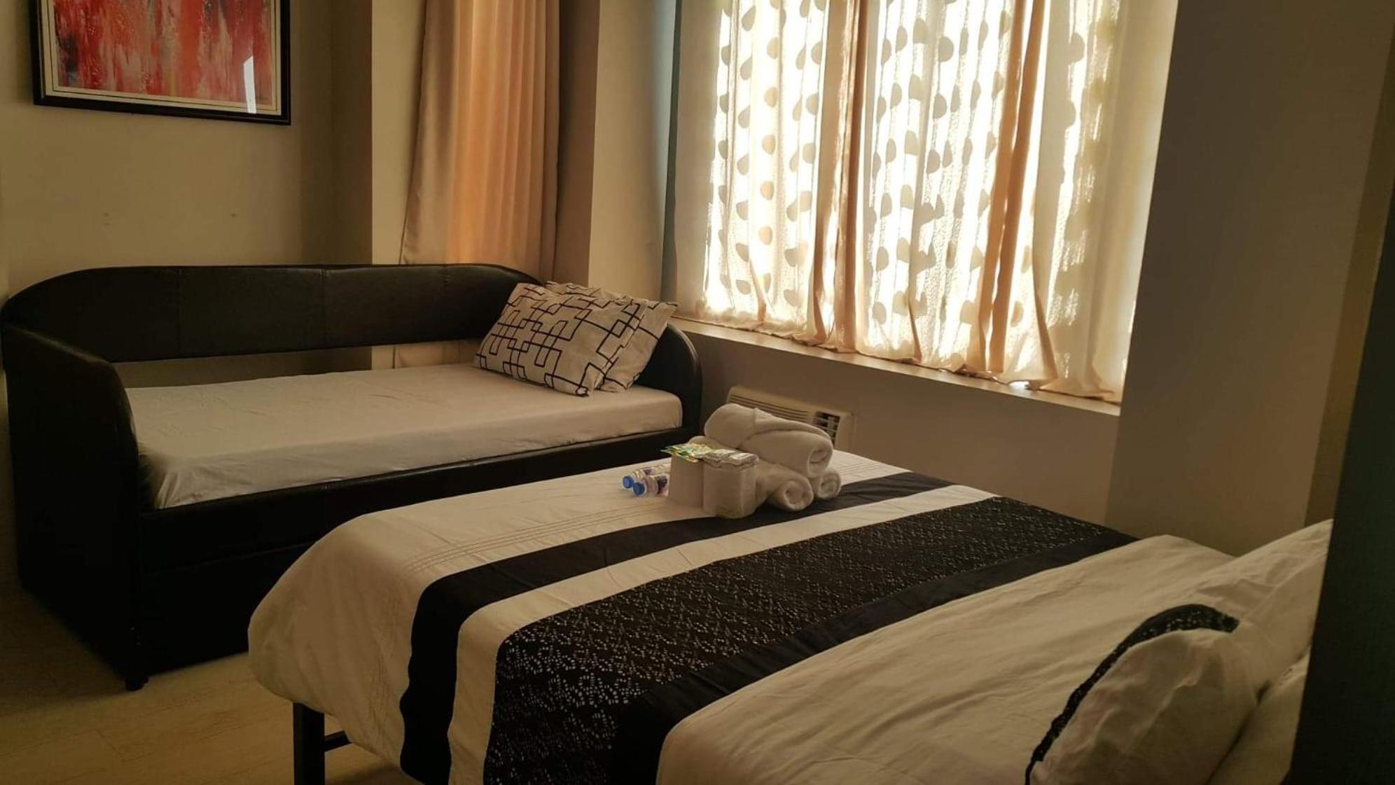 One-Bedroom Apartment - Photo 13