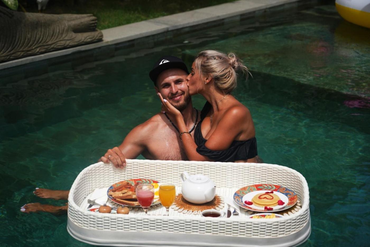 Ambermoon Villa 4 - Two Bedroom Pool Villa with Free One Time - Airport Pick Up - Photo 23