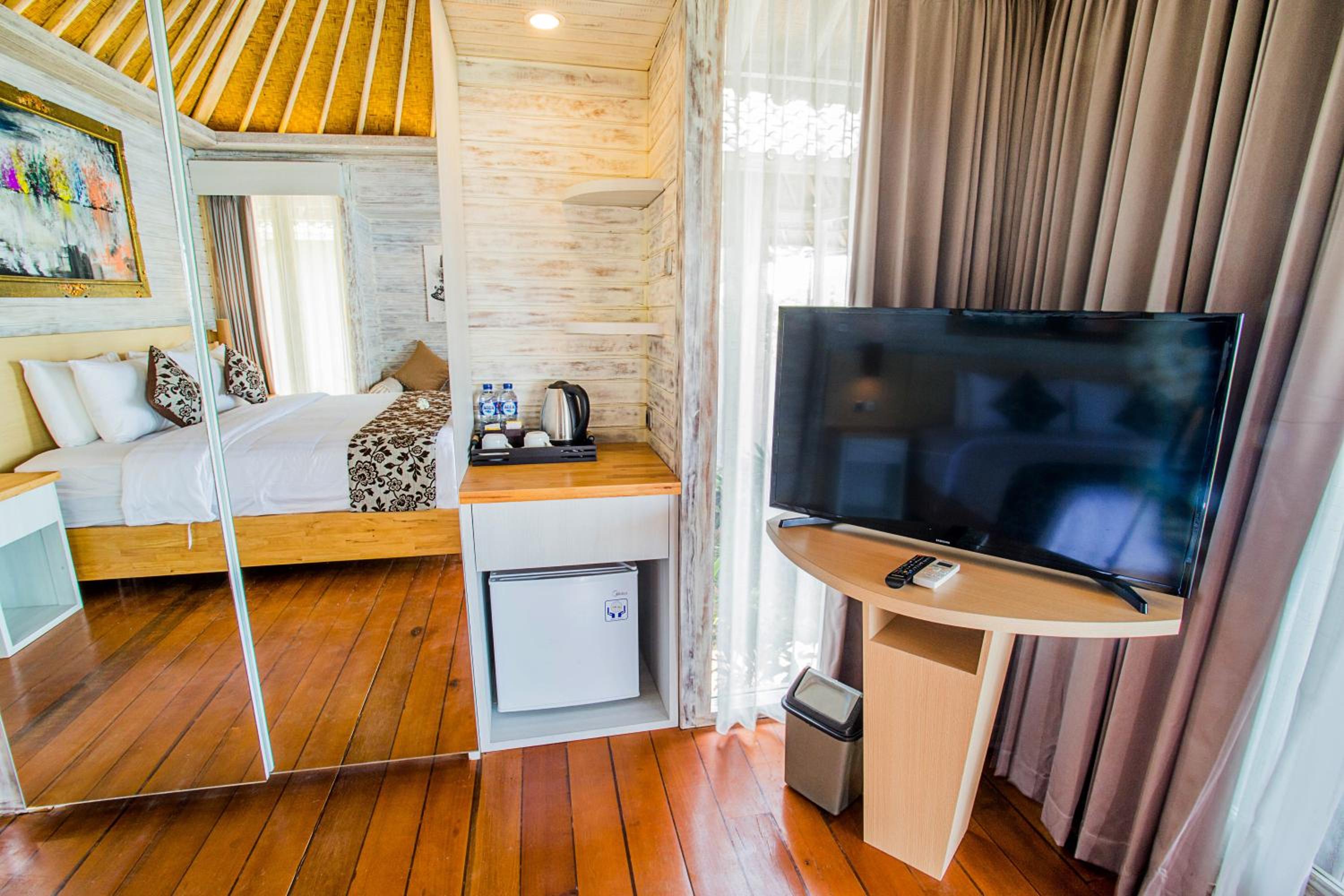 Bungalow with Sea View - Photo 10