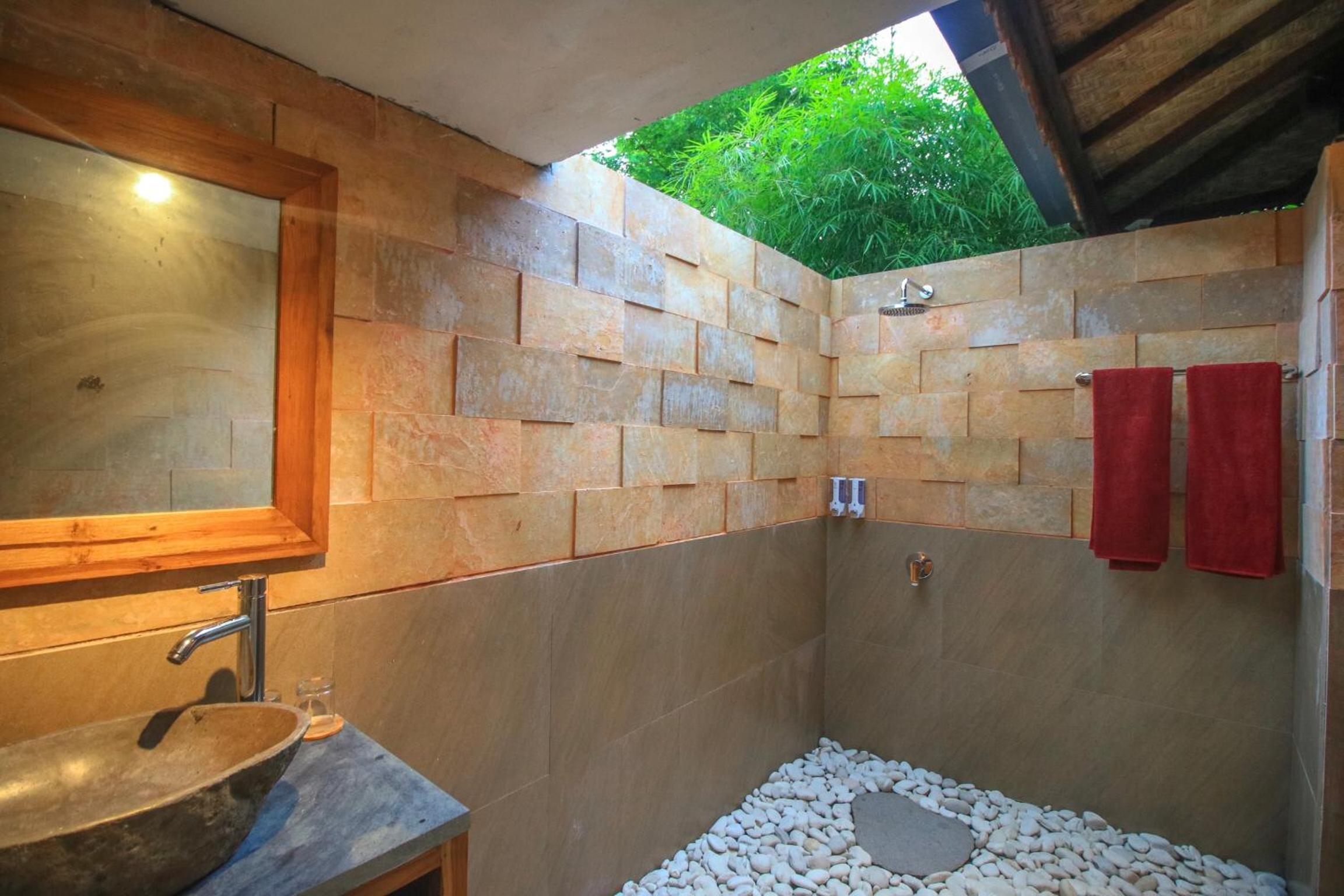 Unique Joglo Villa with Pool View with Daily Afternoon Tea  - Photo 25