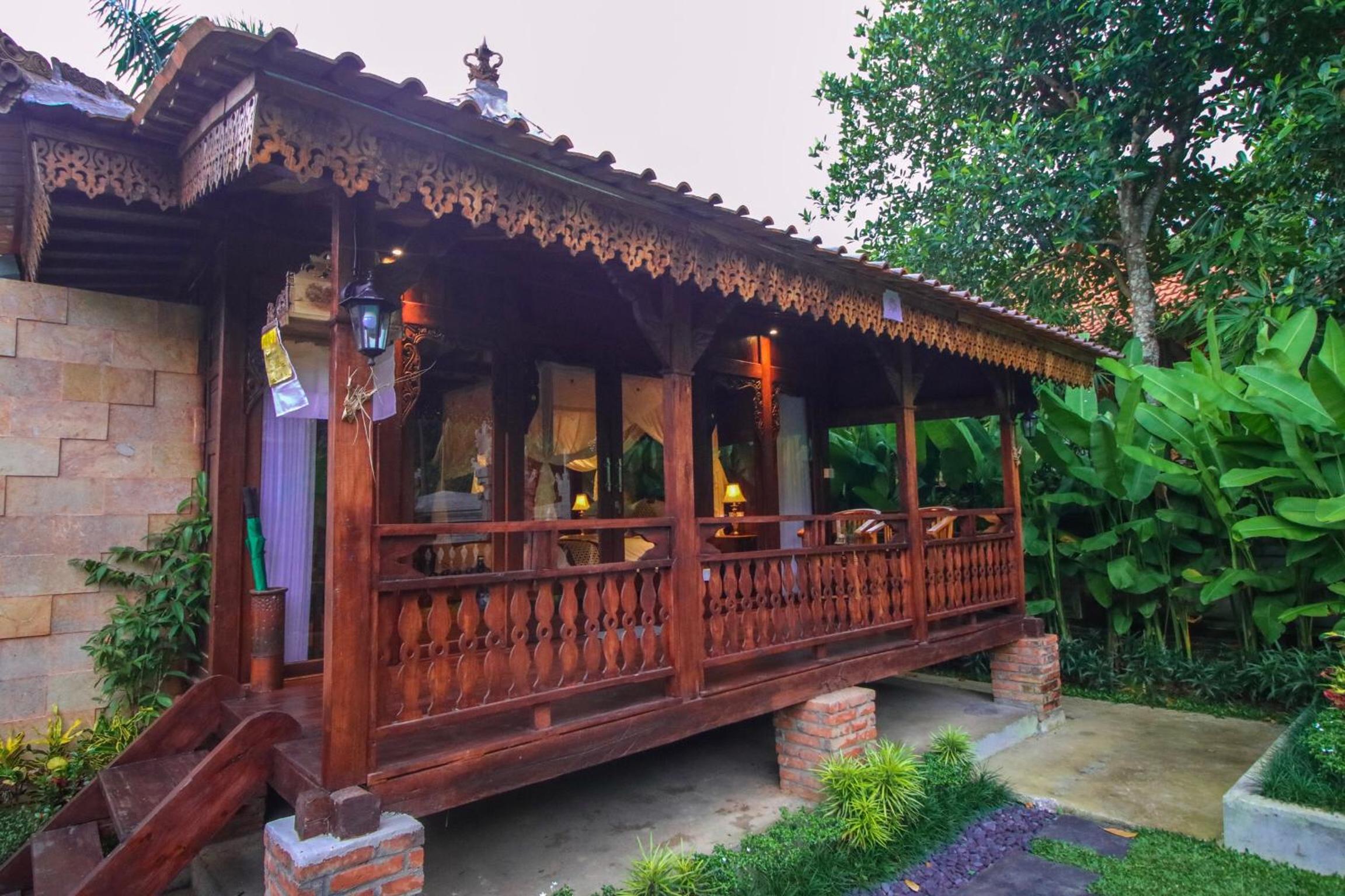 Unique Joglo Villa with Pool View with Daily Afternoon Tea  - Photo 21