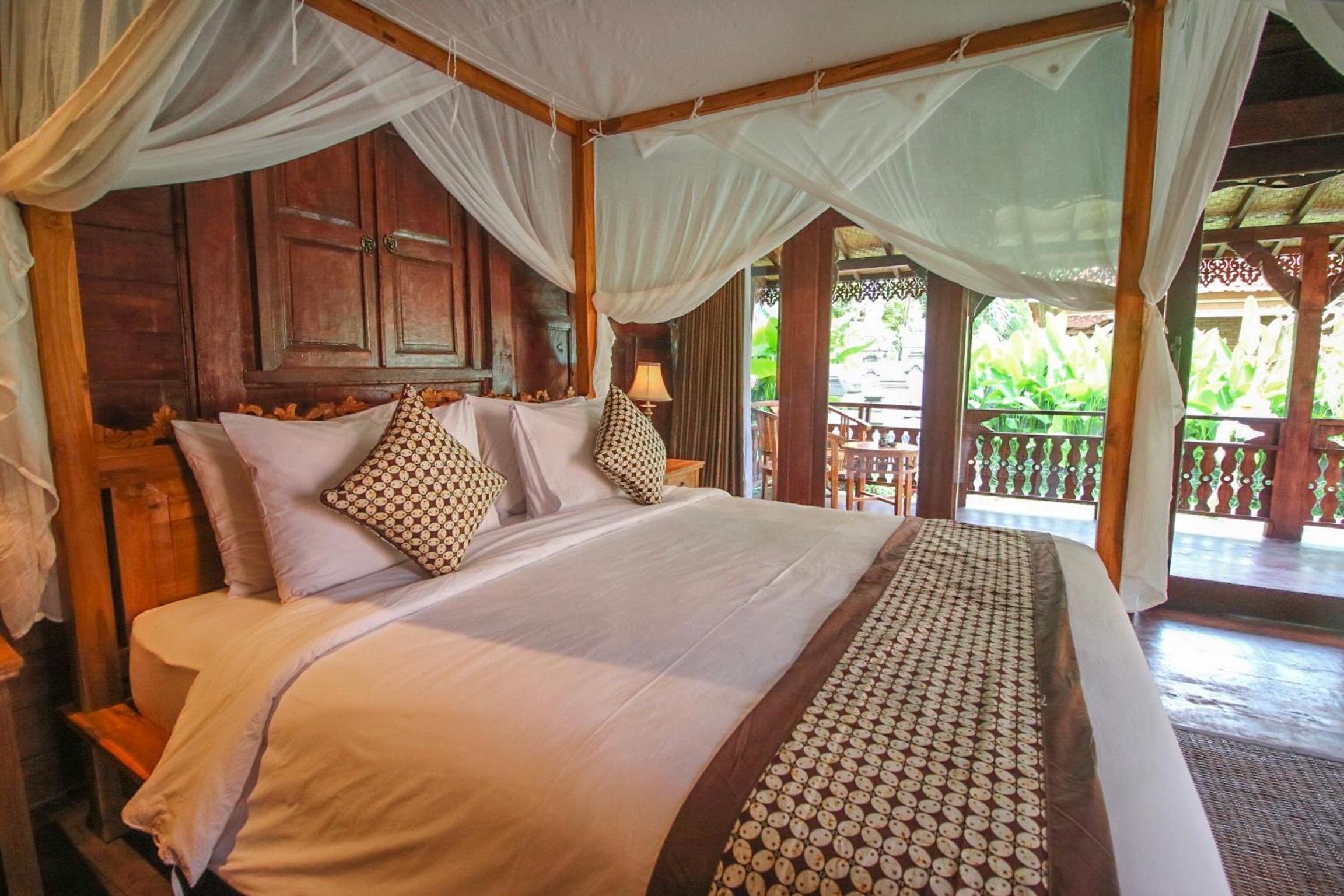 Unique Joglo Villa with Pool View with Daily Afternoon Tea  - Photo 5