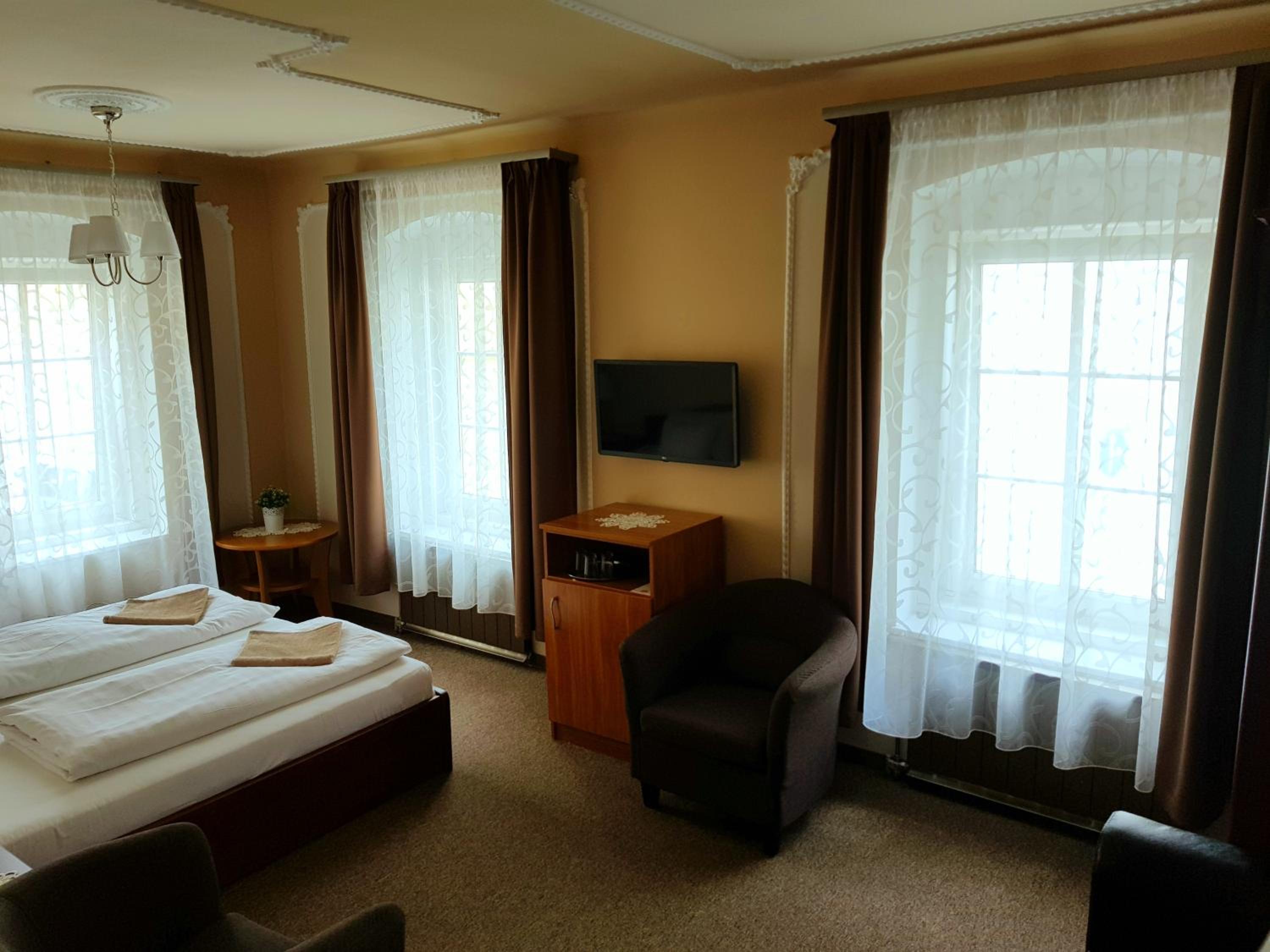 Deluxe Room - Photo 1