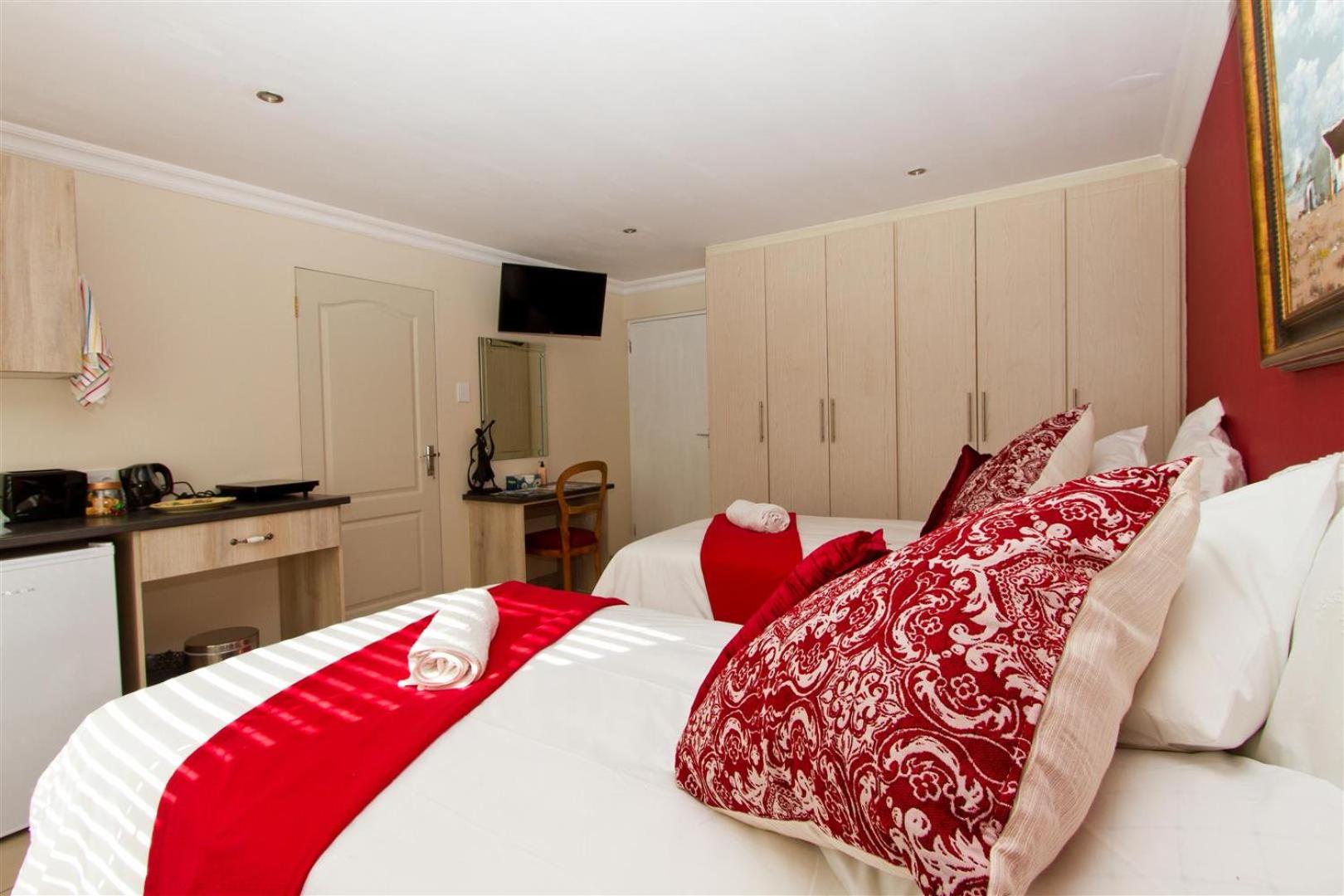 Triple Room photo 2