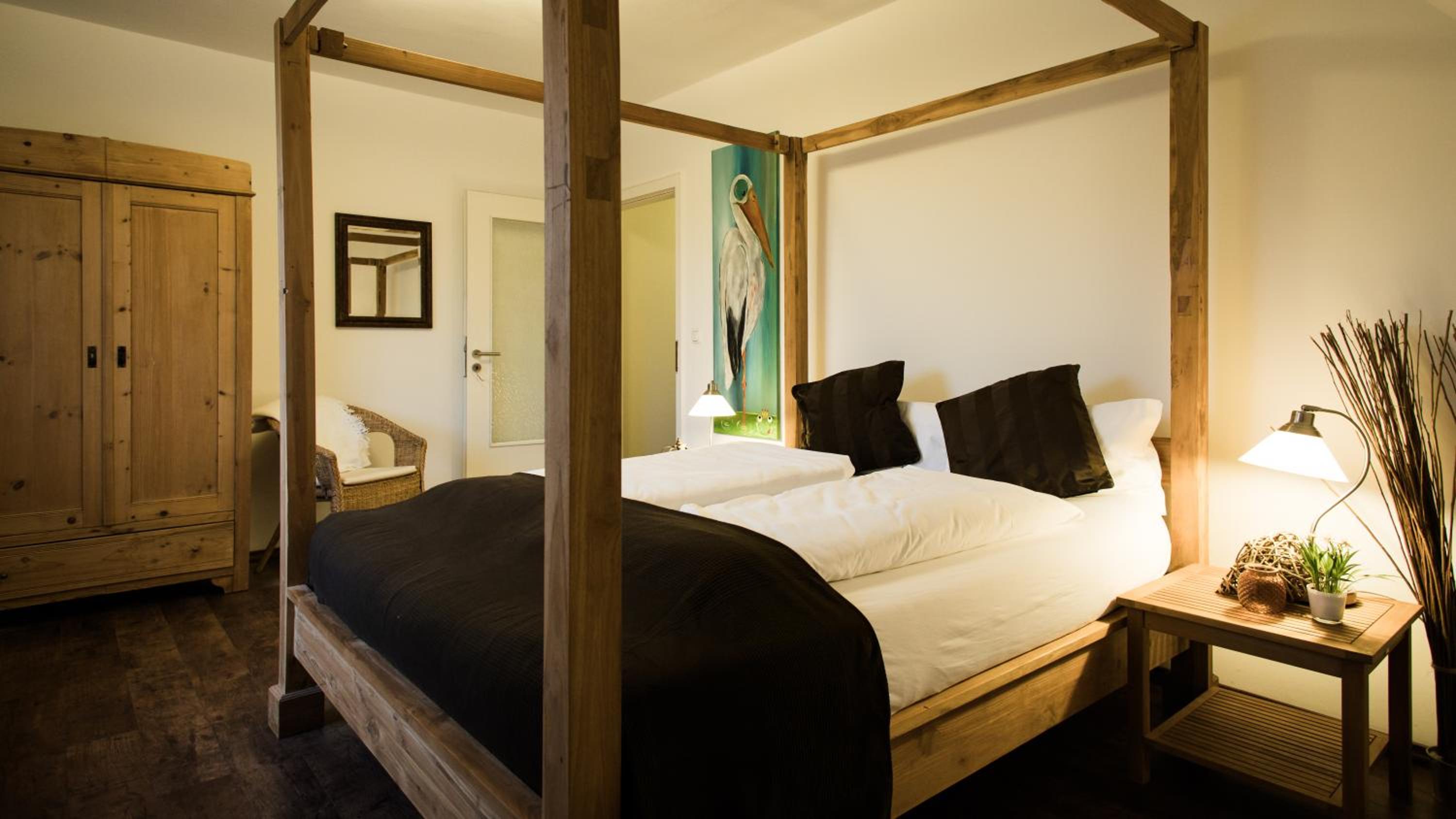Large Double Room photo 1