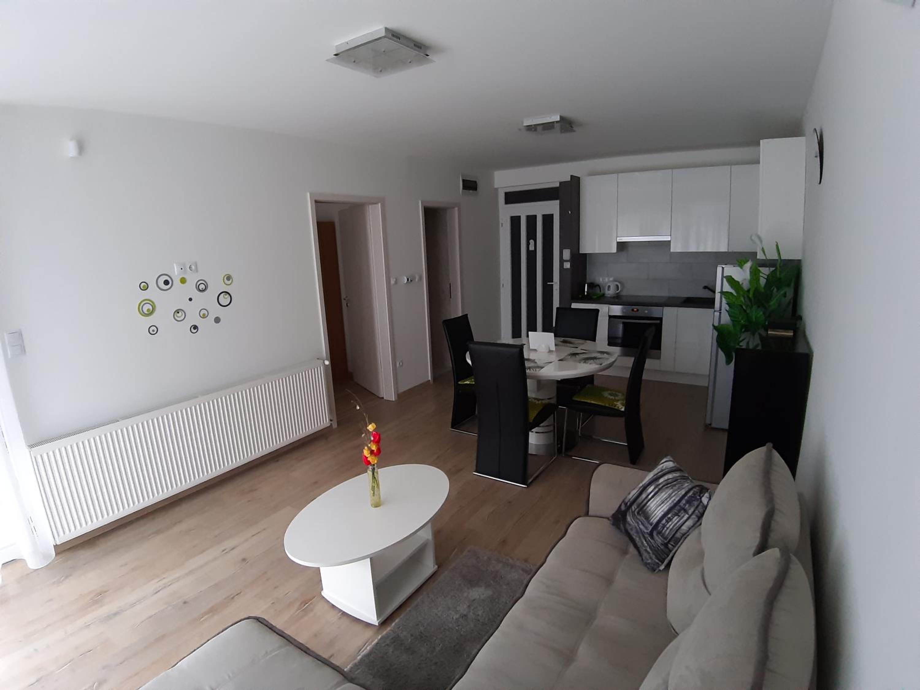 Apartment - Photo 19