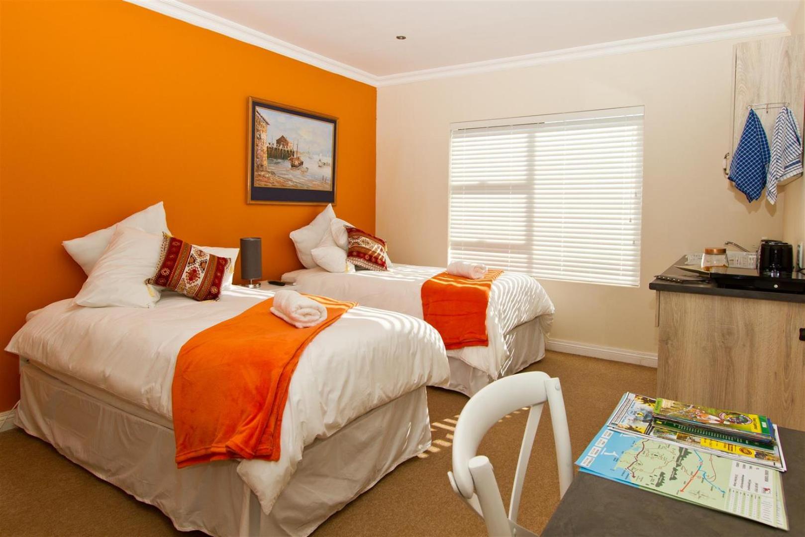Triple Room - Photo 2