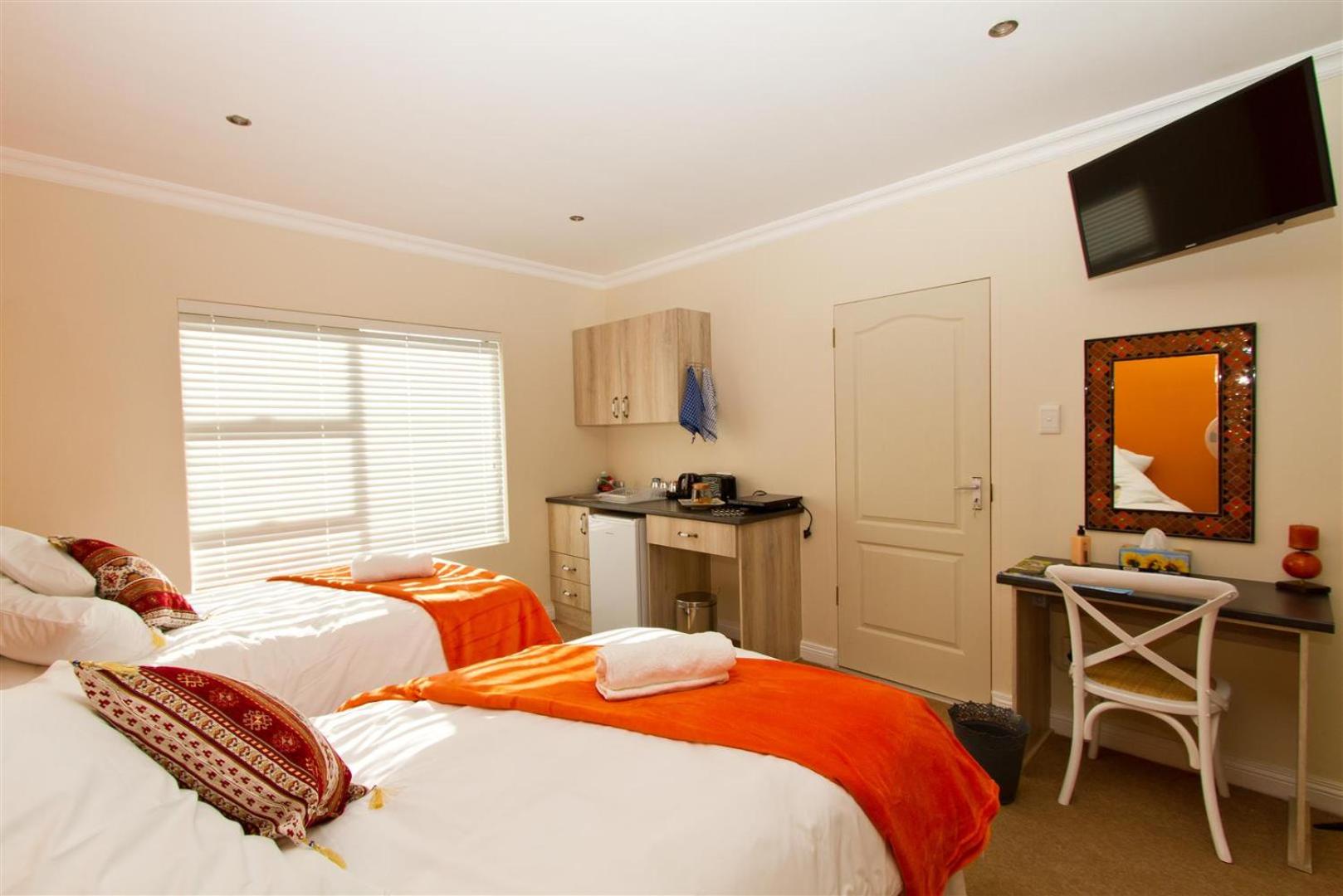 Triple Room - Photo 1