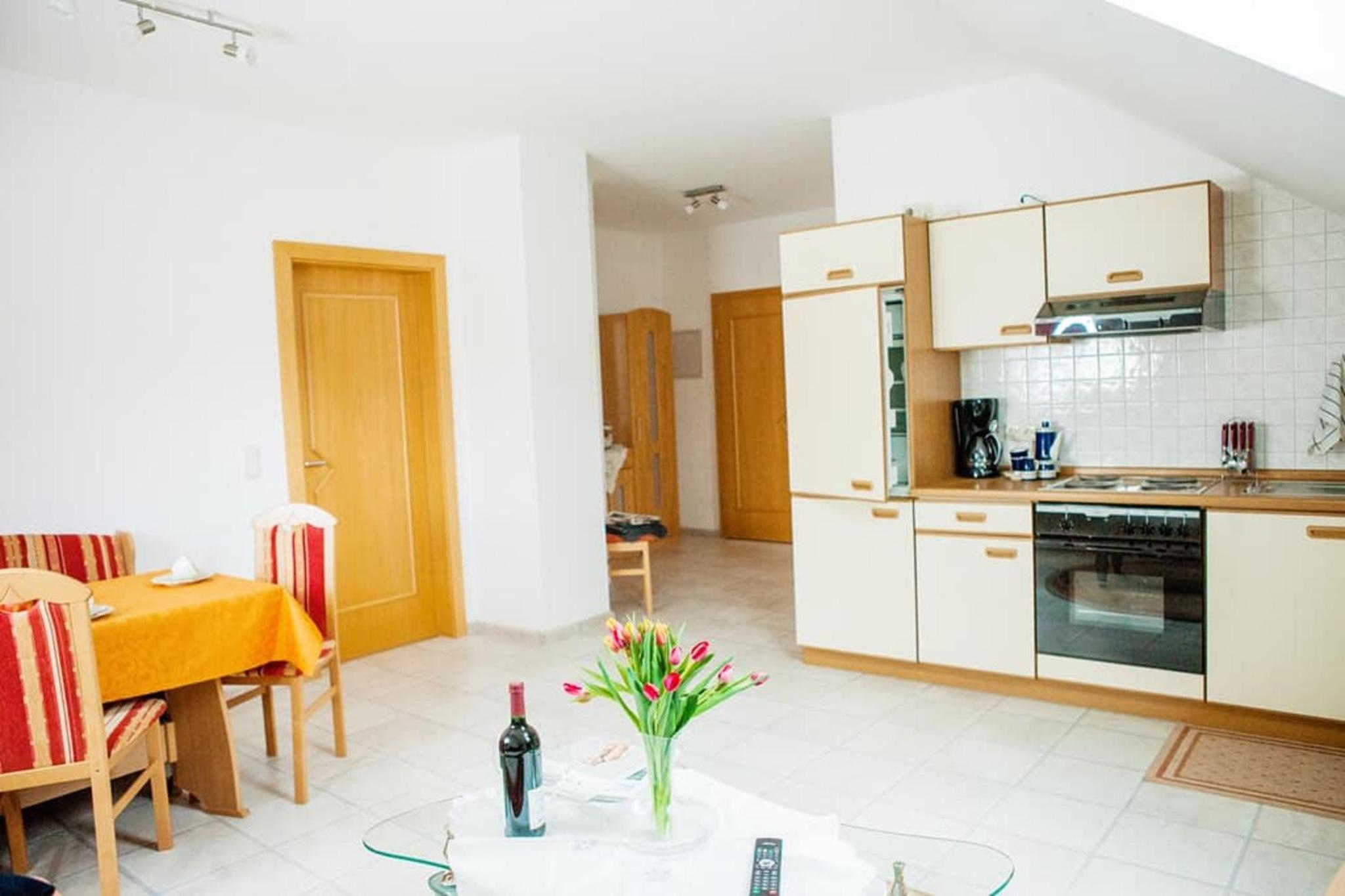 Apartment photo 2