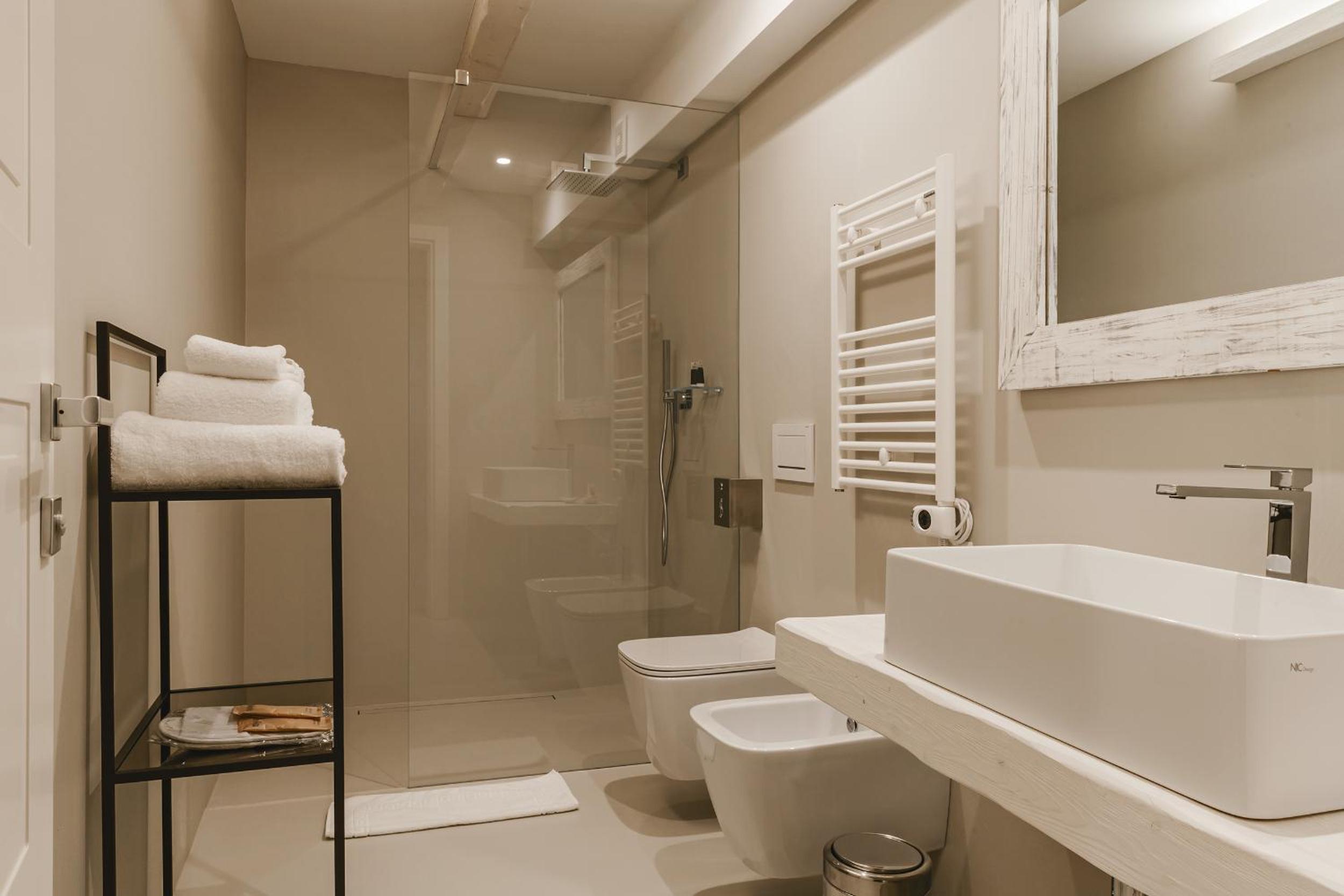 Double Room with Terrace - Photo 2
