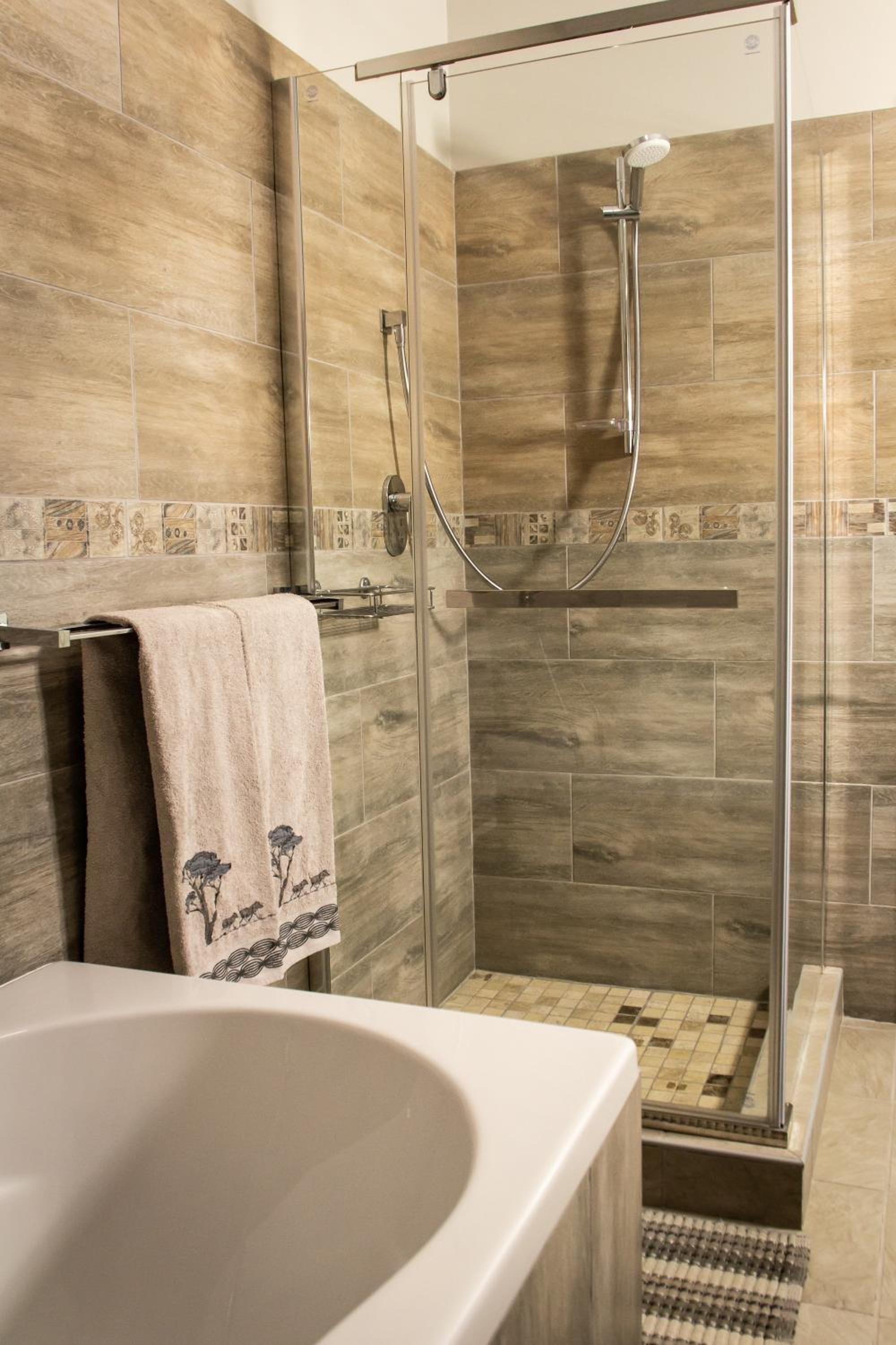 Double Room with Private Bathroom photo 3