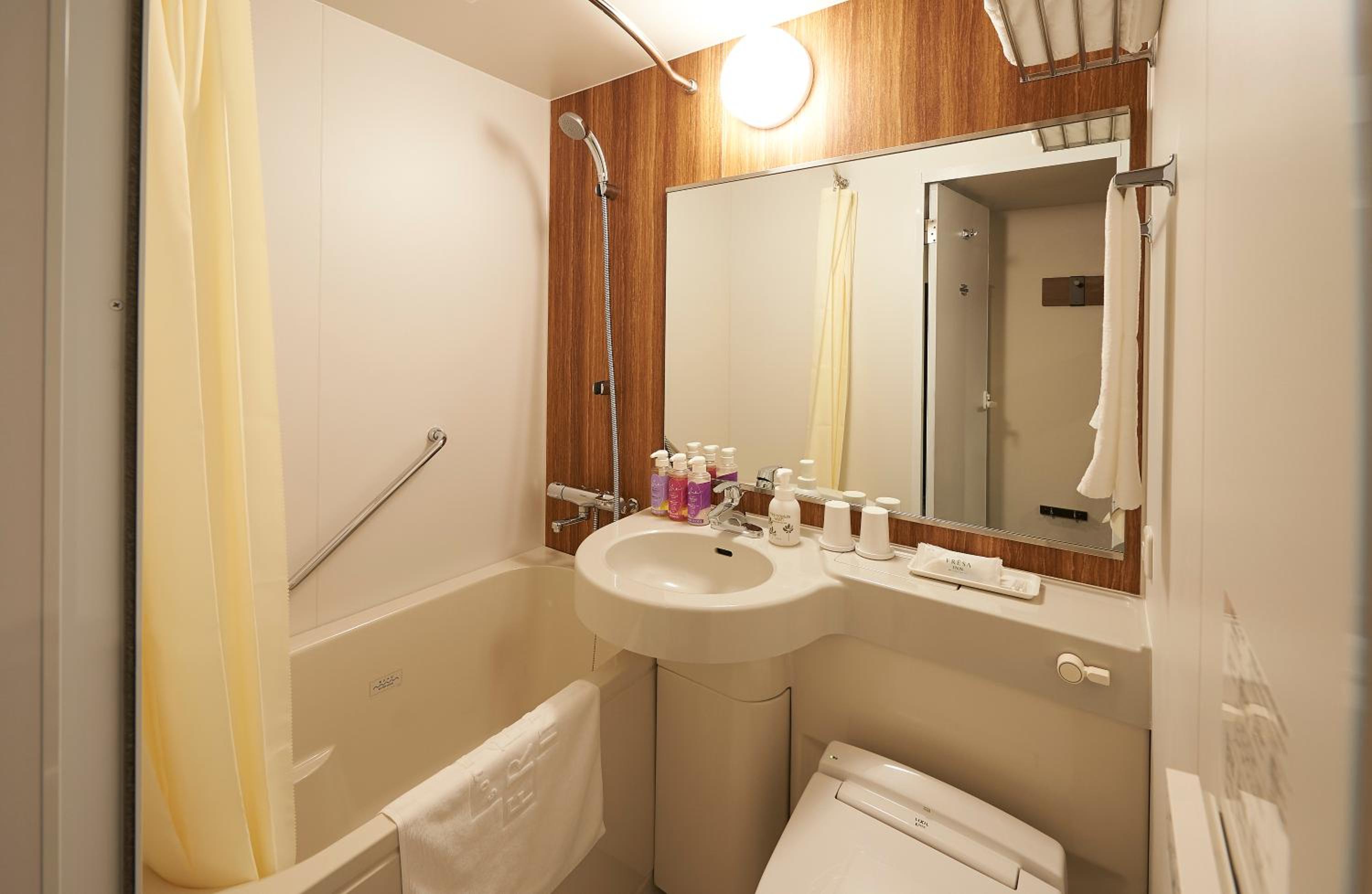Double Room - Non-Smoking  photo 2