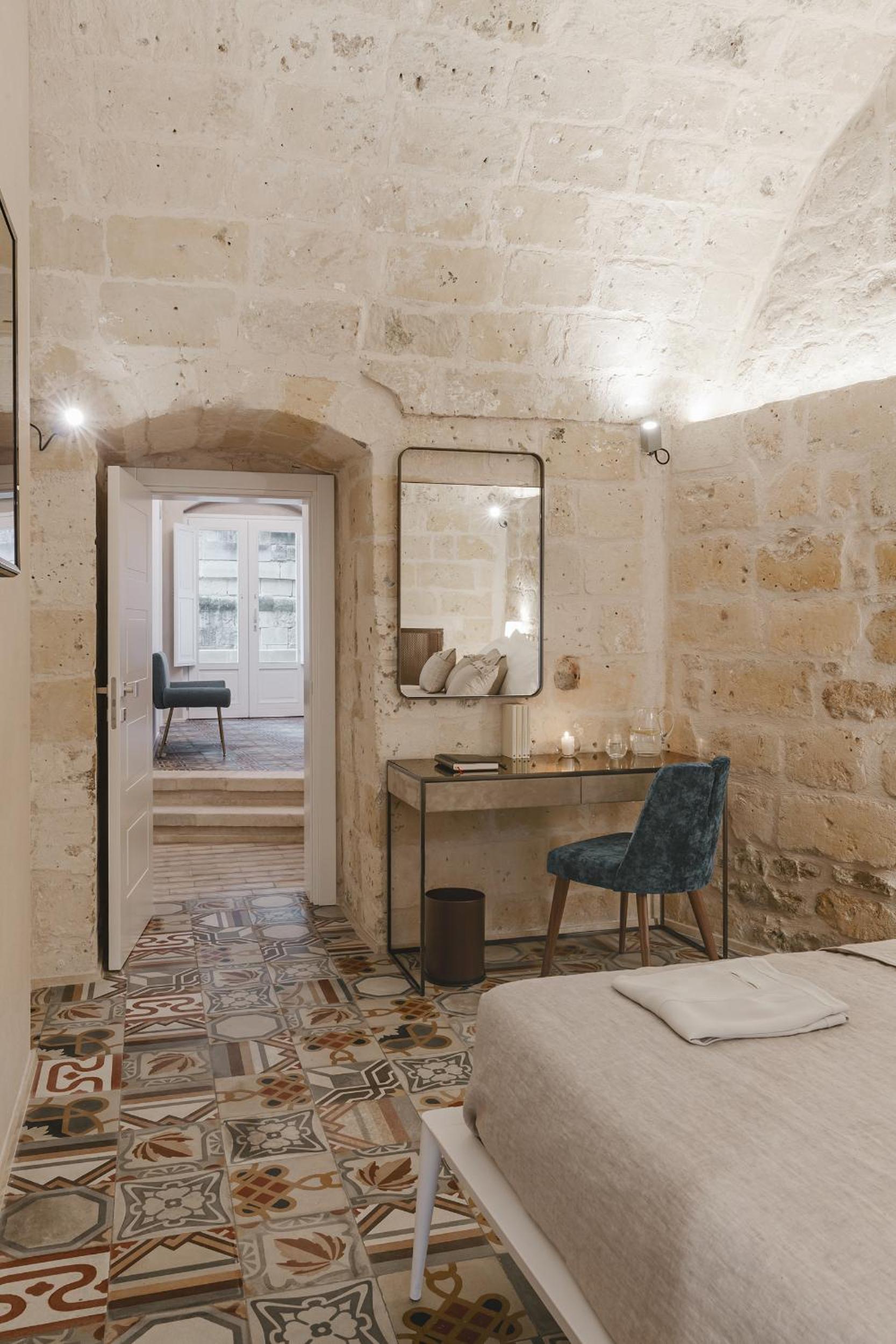 Double Room with Terrace - Photo 3