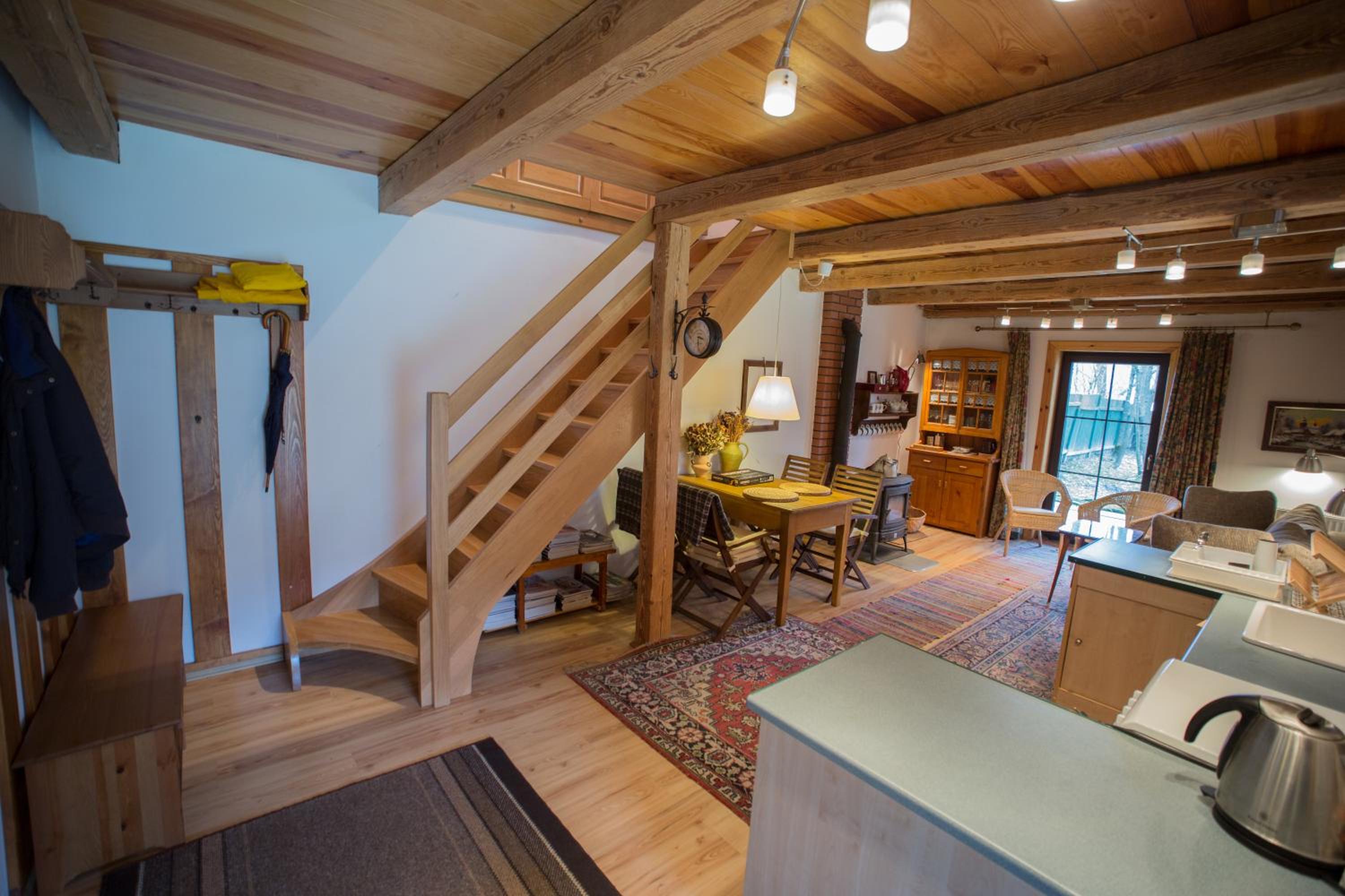 Three-Bedroom House photo 2