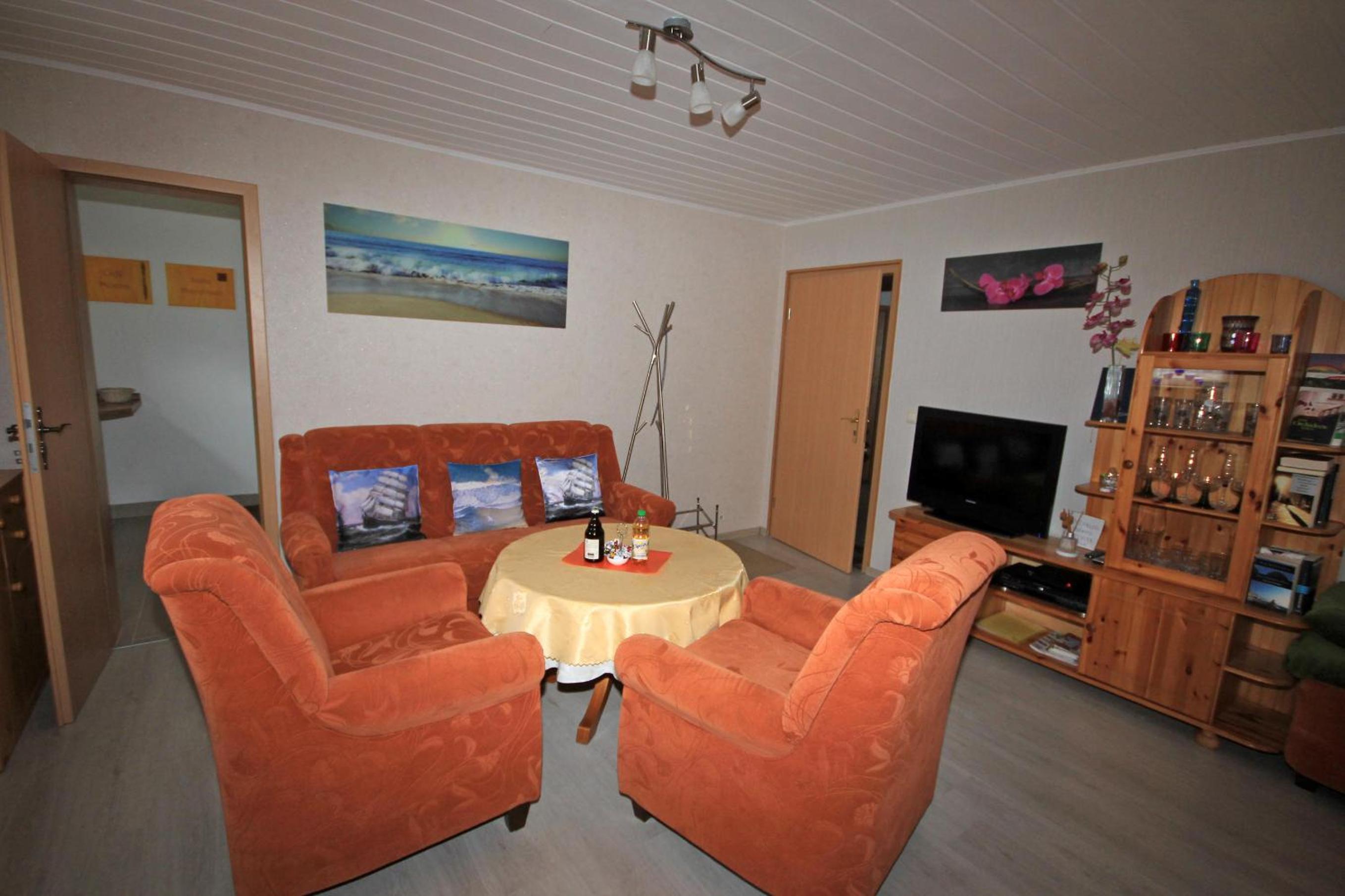 Studio Apartment photo 1