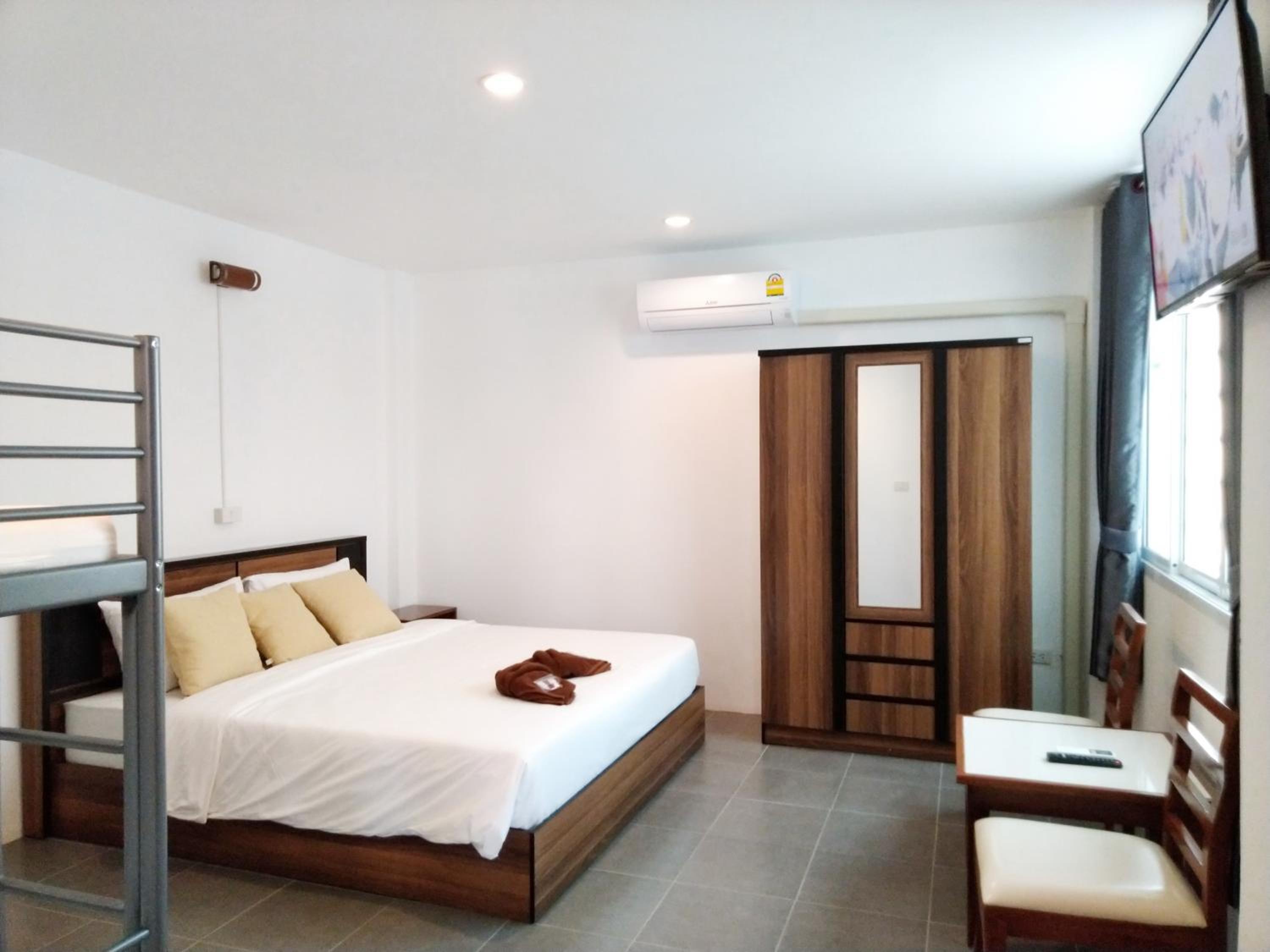 Standard Family Room - Photo 1