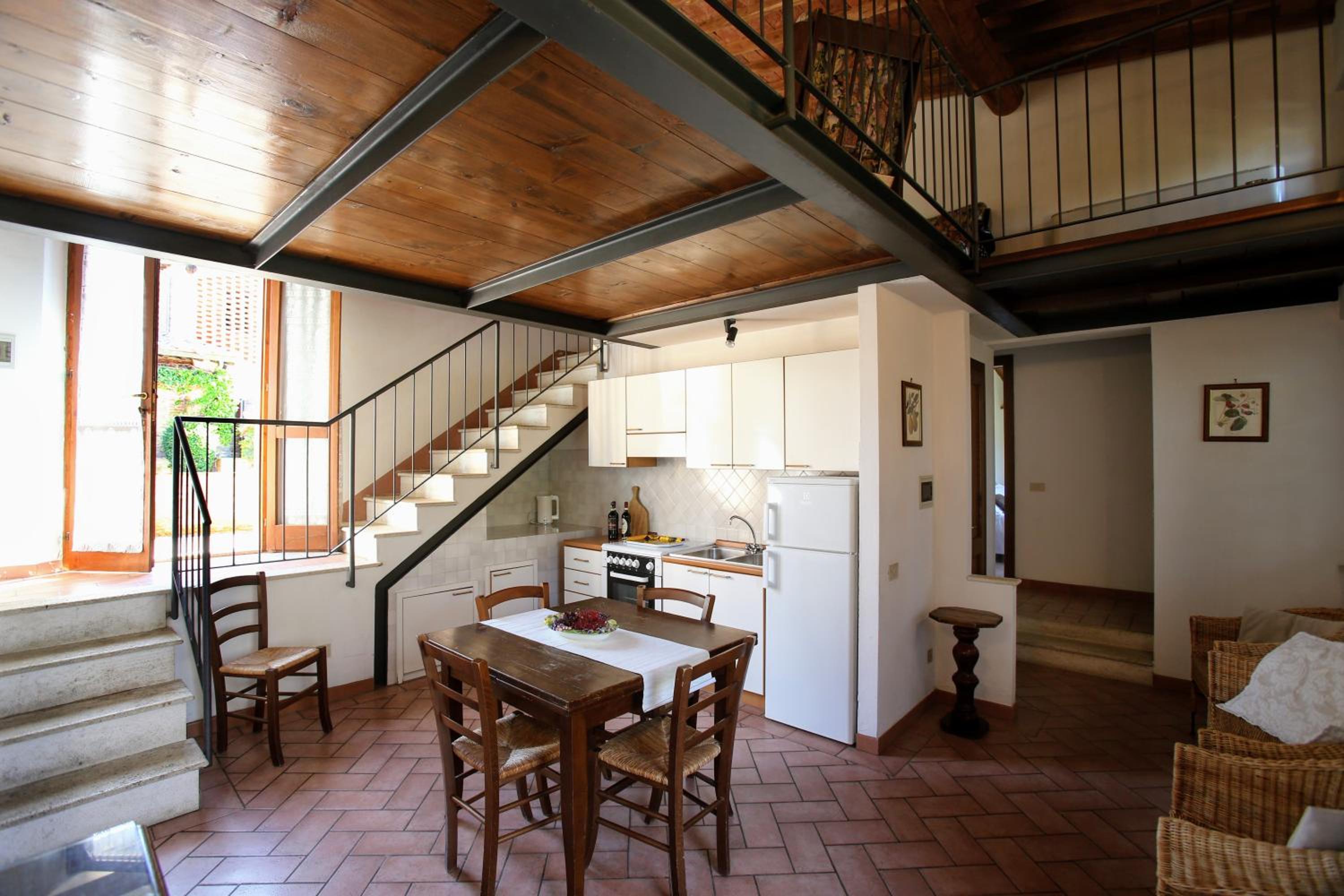 Two-Bedroom Apartment (6 Adults) - Photo 3
