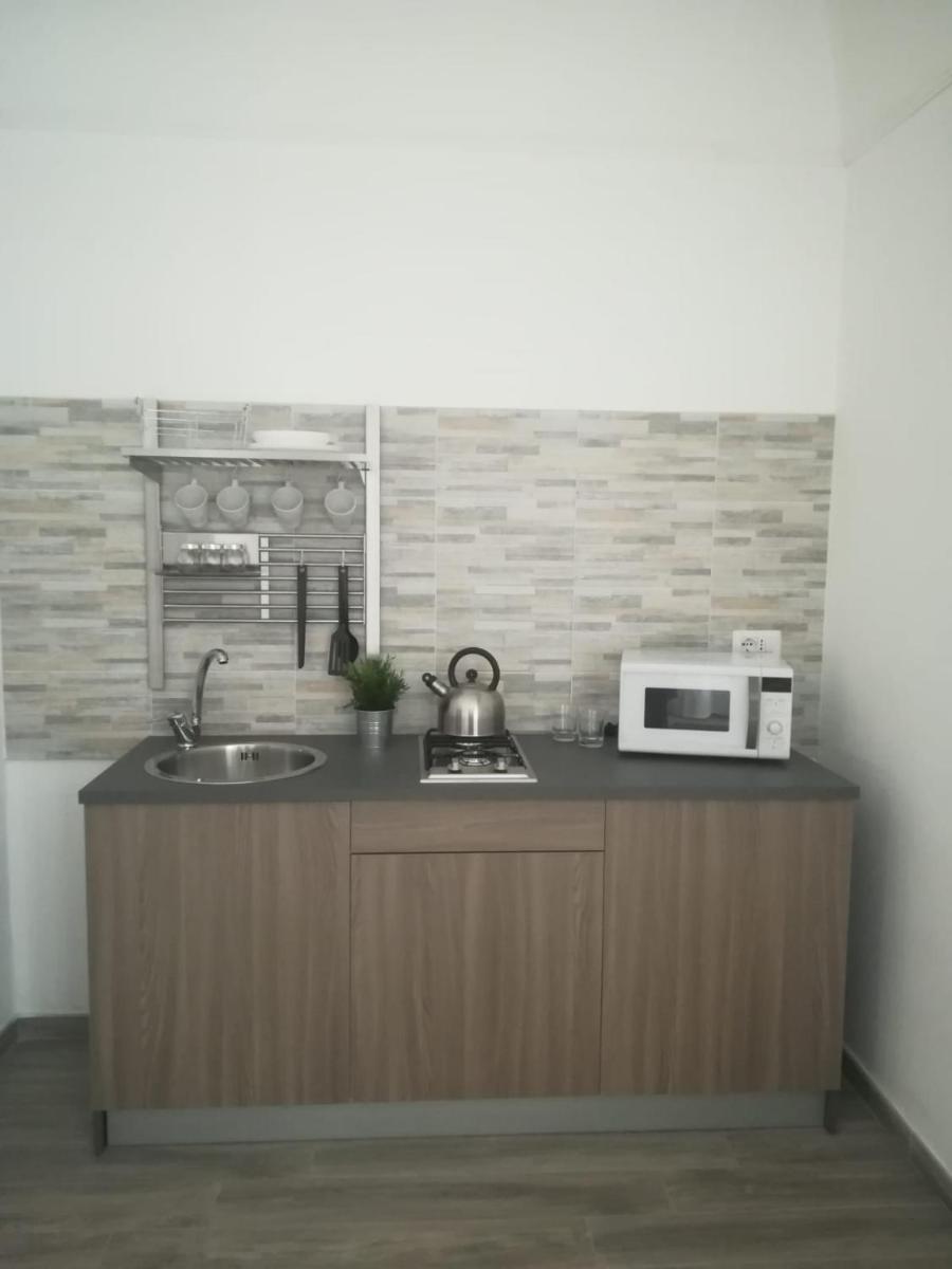 One-Bedroom House photo 2