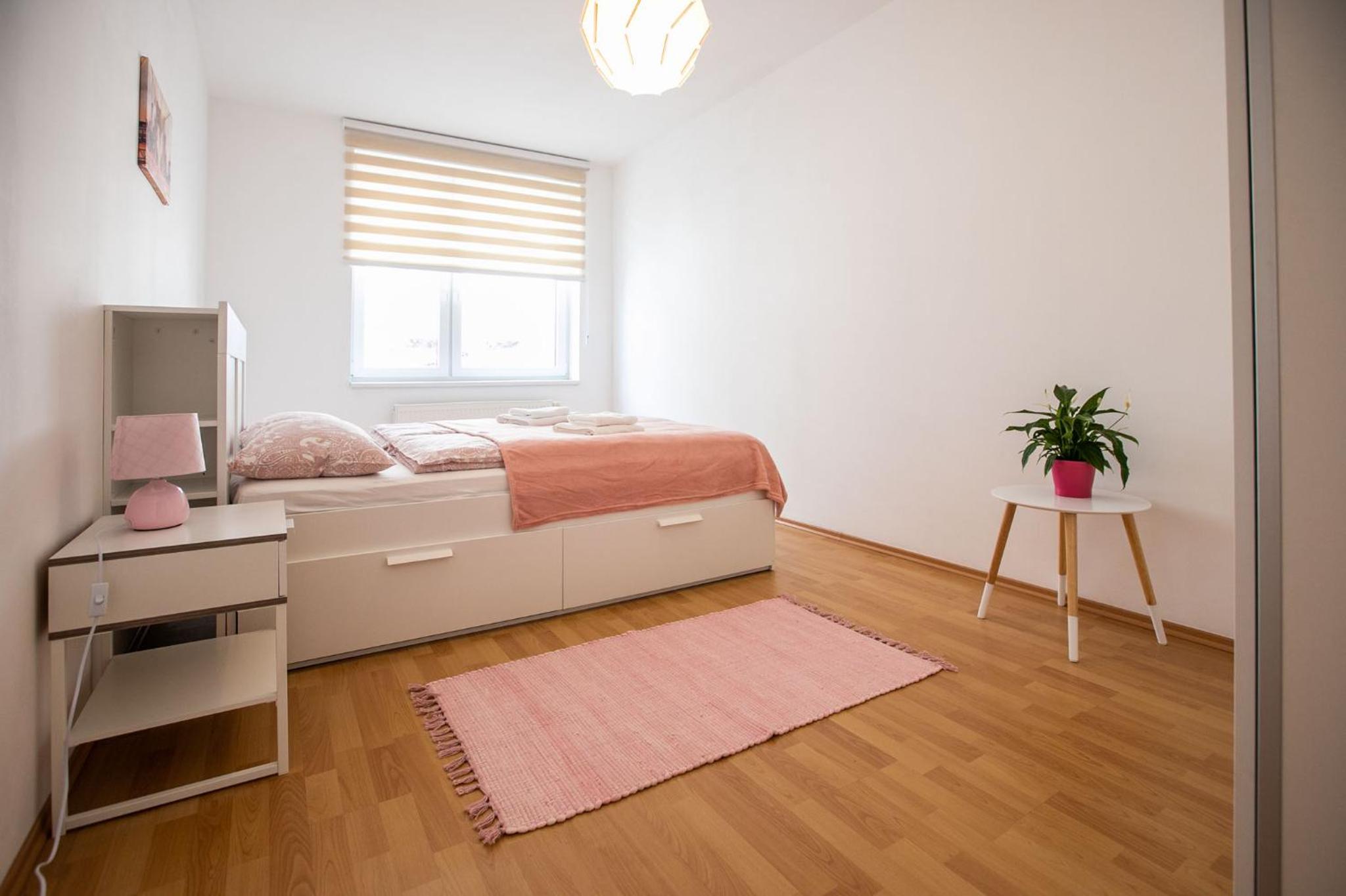 Two-Bedroom Apartment - Photo 3